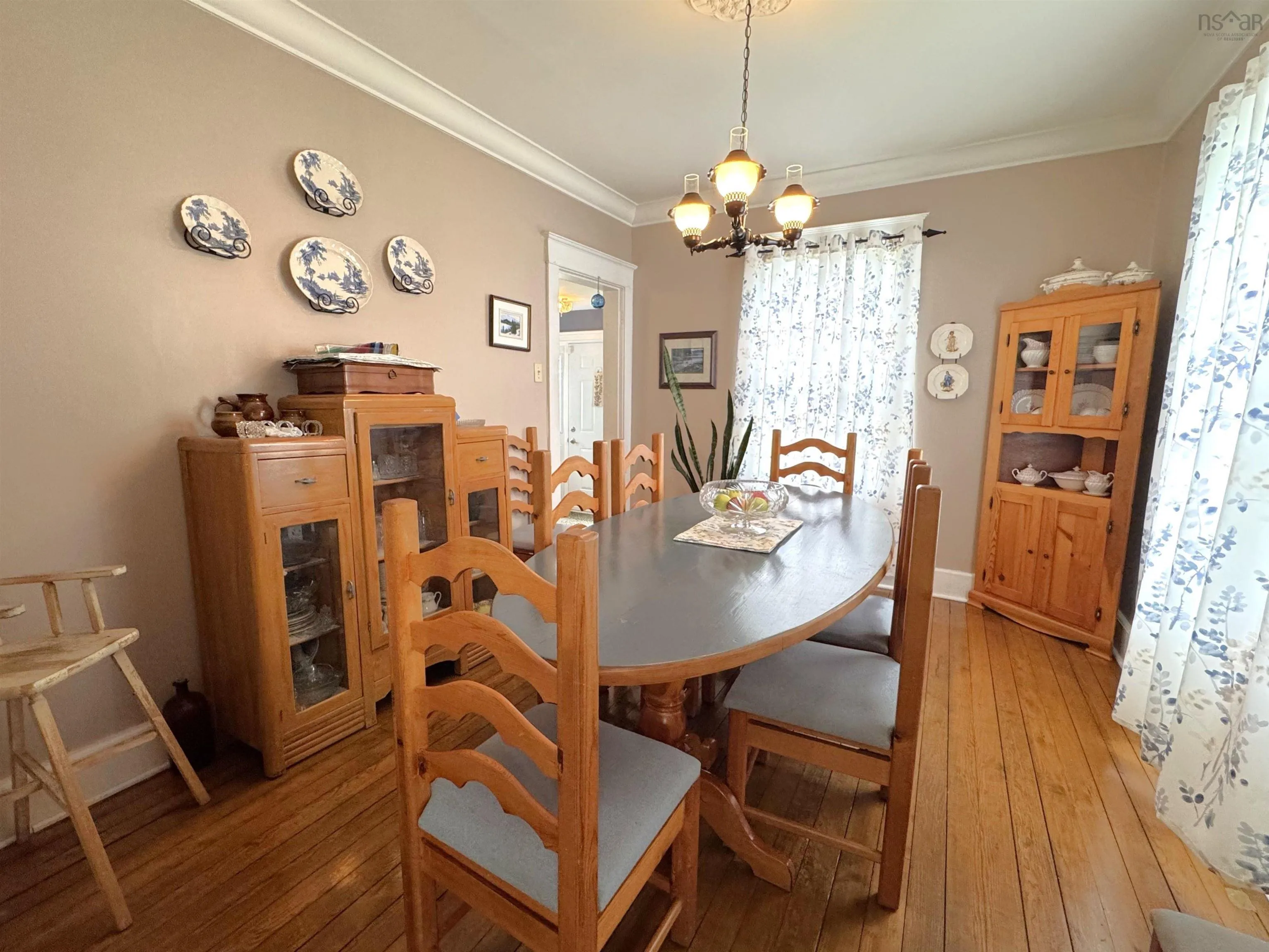 445 Willow Avenue, New Glasgow Ns B2h 2a1, 4 Bedrooms Bedrooms, ,2 BathroomsBathrooms,Residential,For Sale,Willow,202510567