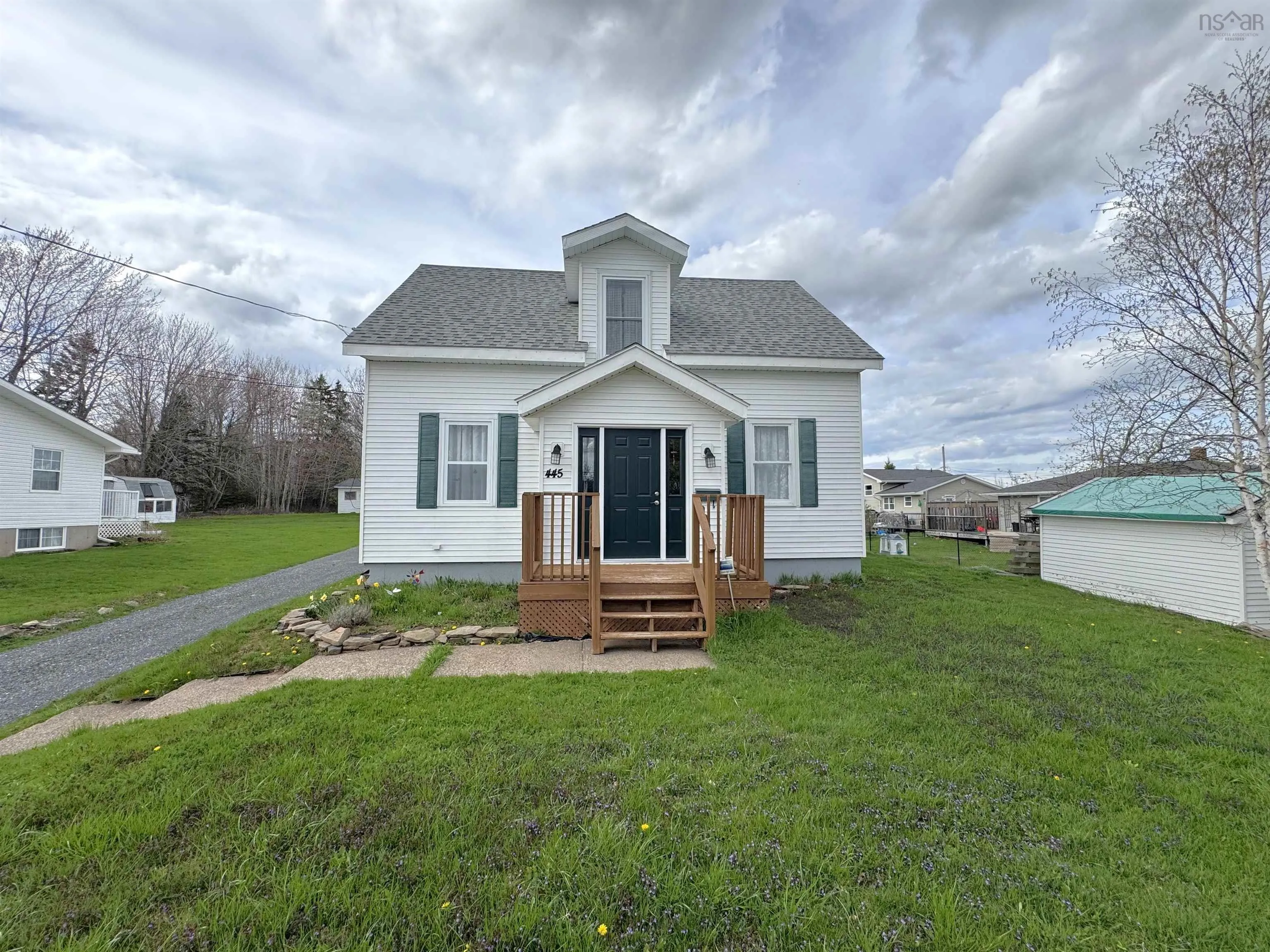 445 Willow Avenue, New Glasgow Ns B2h 2a1, 4 Bedrooms Bedrooms, ,2 BathroomsBathrooms,Residential,For Sale,Willow,202510567