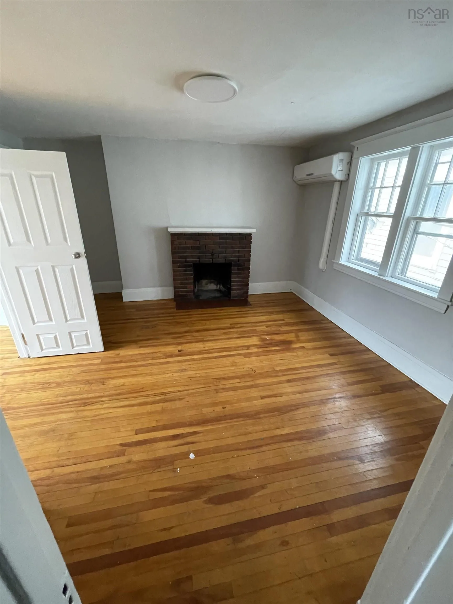27 Pleasant Street, Truro, NS B2N 3R5, 4 Bedrooms Bedrooms, ,Residential Income,For Sale,Pleasant,202507895
