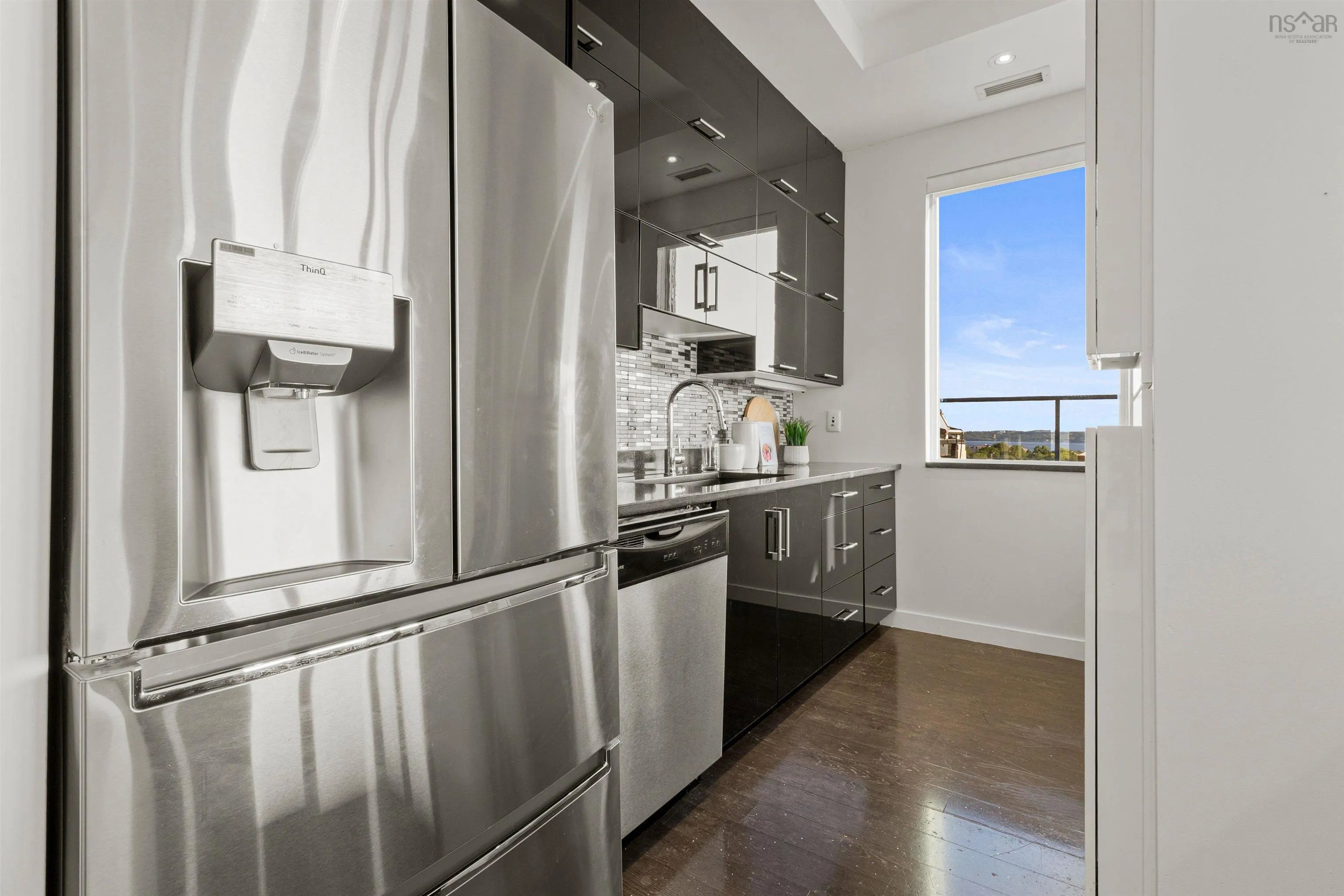 1401-3471 Dutch Village Road, Halifax, NS B3N 0C7, 2 Bedrooms Bedrooms, ,2 BathroomsBathrooms,Residential,For Sale,Dutch Village,202518136