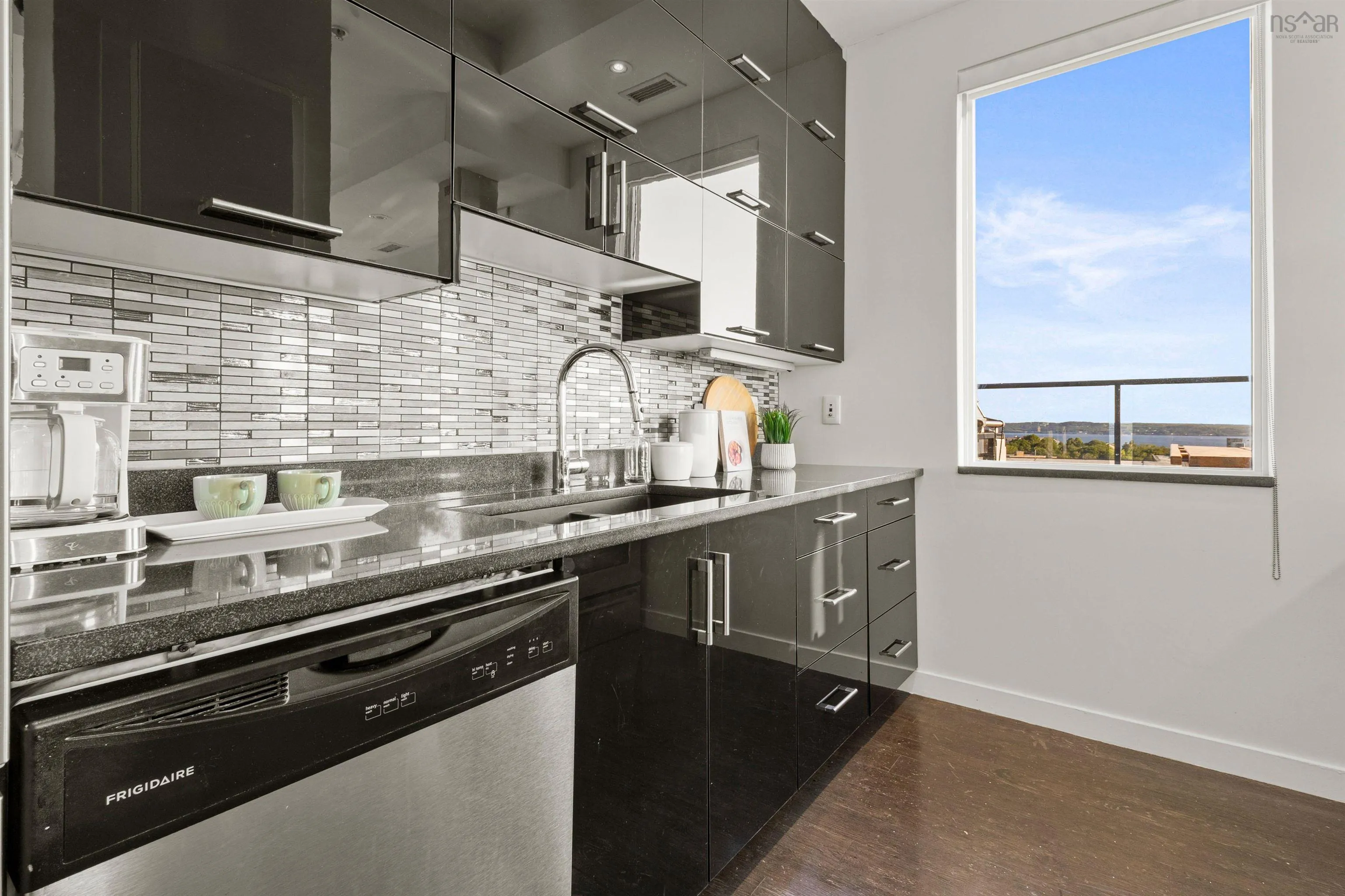 1401-3471 Dutch Village Road, Halifax, NS B3N 0C7, 2 Bedrooms Bedrooms, ,2 BathroomsBathrooms,Residential,For Sale,Dutch Village,202518136