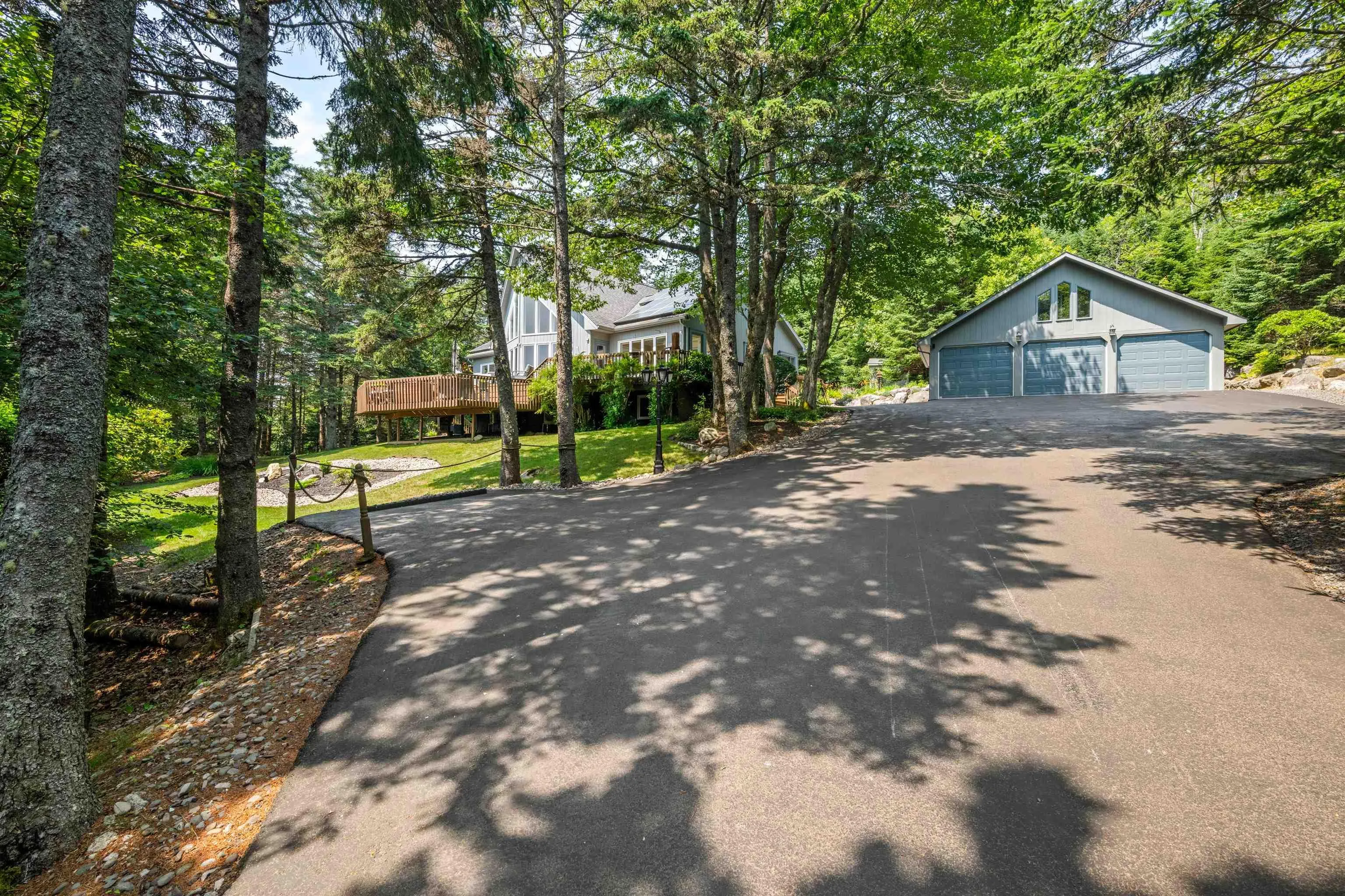 3 Island View Drive, Boutiliers Point, NS B3Z 1S5, 4 Bedrooms Bedrooms, ,2 BathroomsBathrooms,Residential,For Sale,Island View,202518254