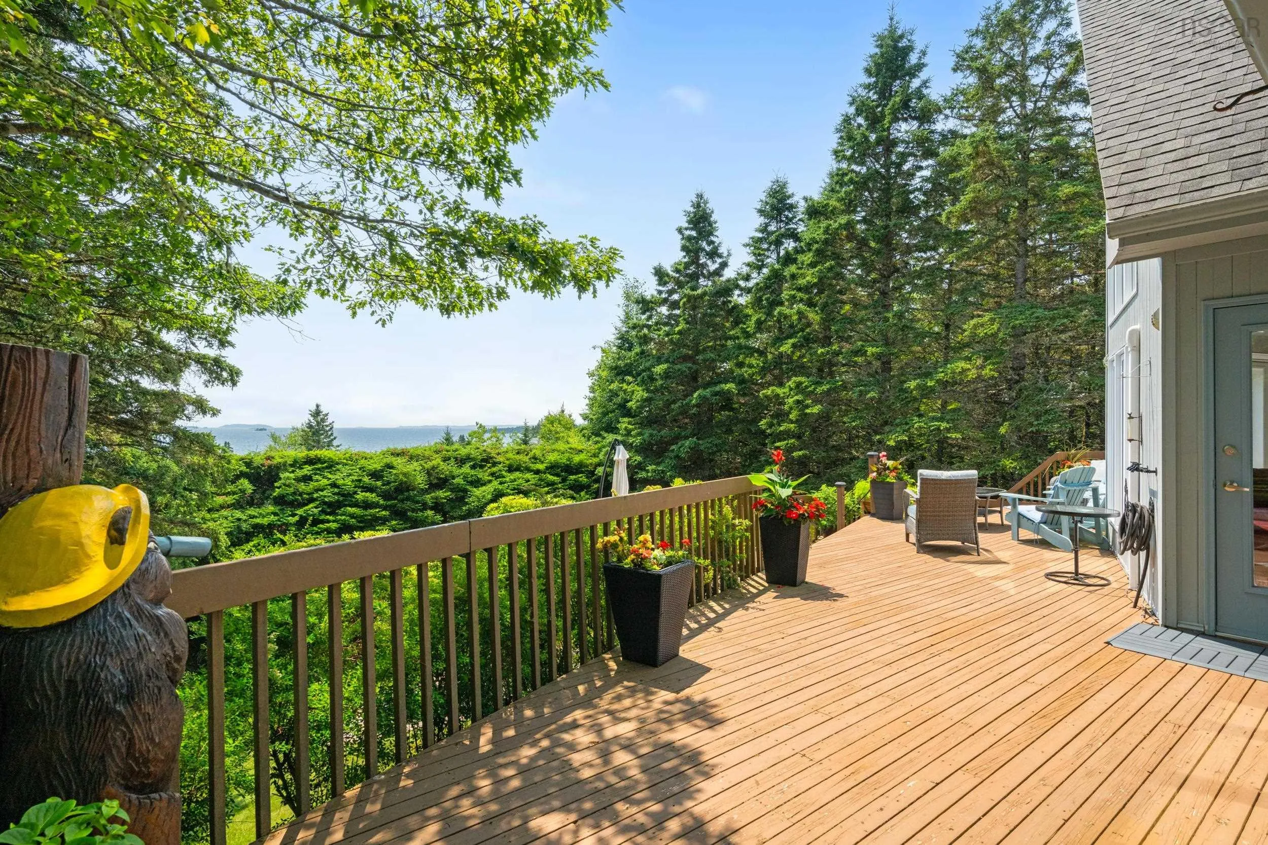 3 Island View Drive, Boutiliers Point, NS B3Z 1S5, 4 Bedrooms Bedrooms, ,2 BathroomsBathrooms,Residential,For Sale,Island View,202518254