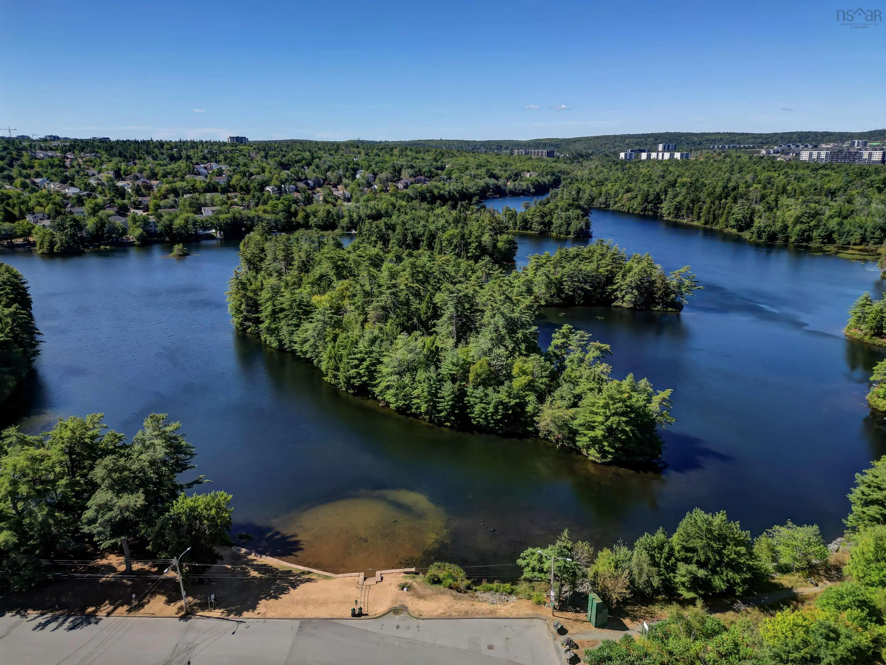 312-2 Lake Drive, Bedford, NS B4A 4H7, 2 Bedrooms Bedrooms, ,2 BathroomsBathrooms,Residential,For Sale,Lake,202521300