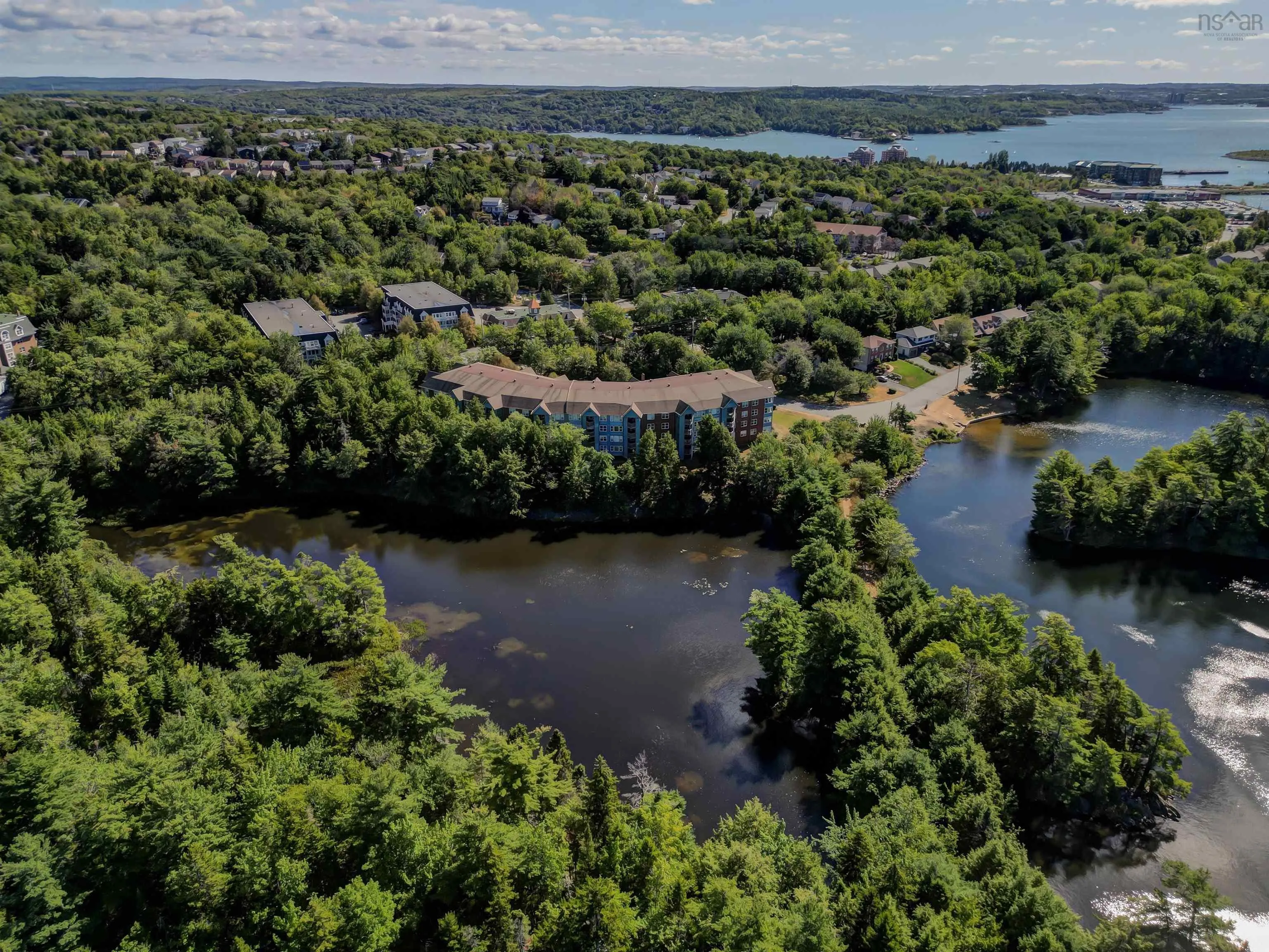 312-2 Lake Drive, Bedford, NS B4A 4H7, 2 Bedrooms Bedrooms, ,2 BathroomsBathrooms,Residential,For Sale,Lake,202521300