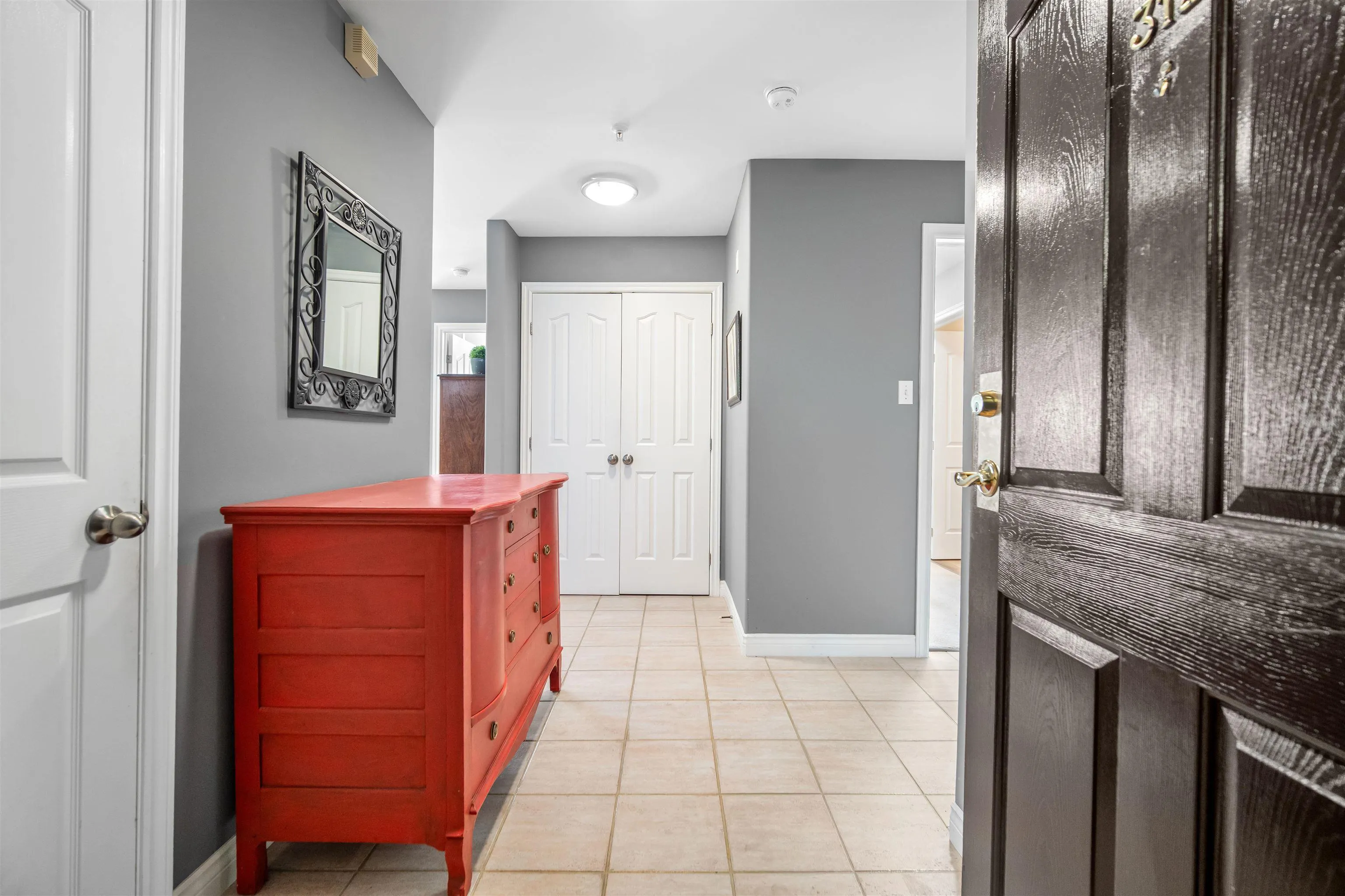 312-2 Lake Drive, Bedford, NS B4A 4H7, 2 Bedrooms Bedrooms, ,2 BathroomsBathrooms,Residential,For Sale,Lake,202521300