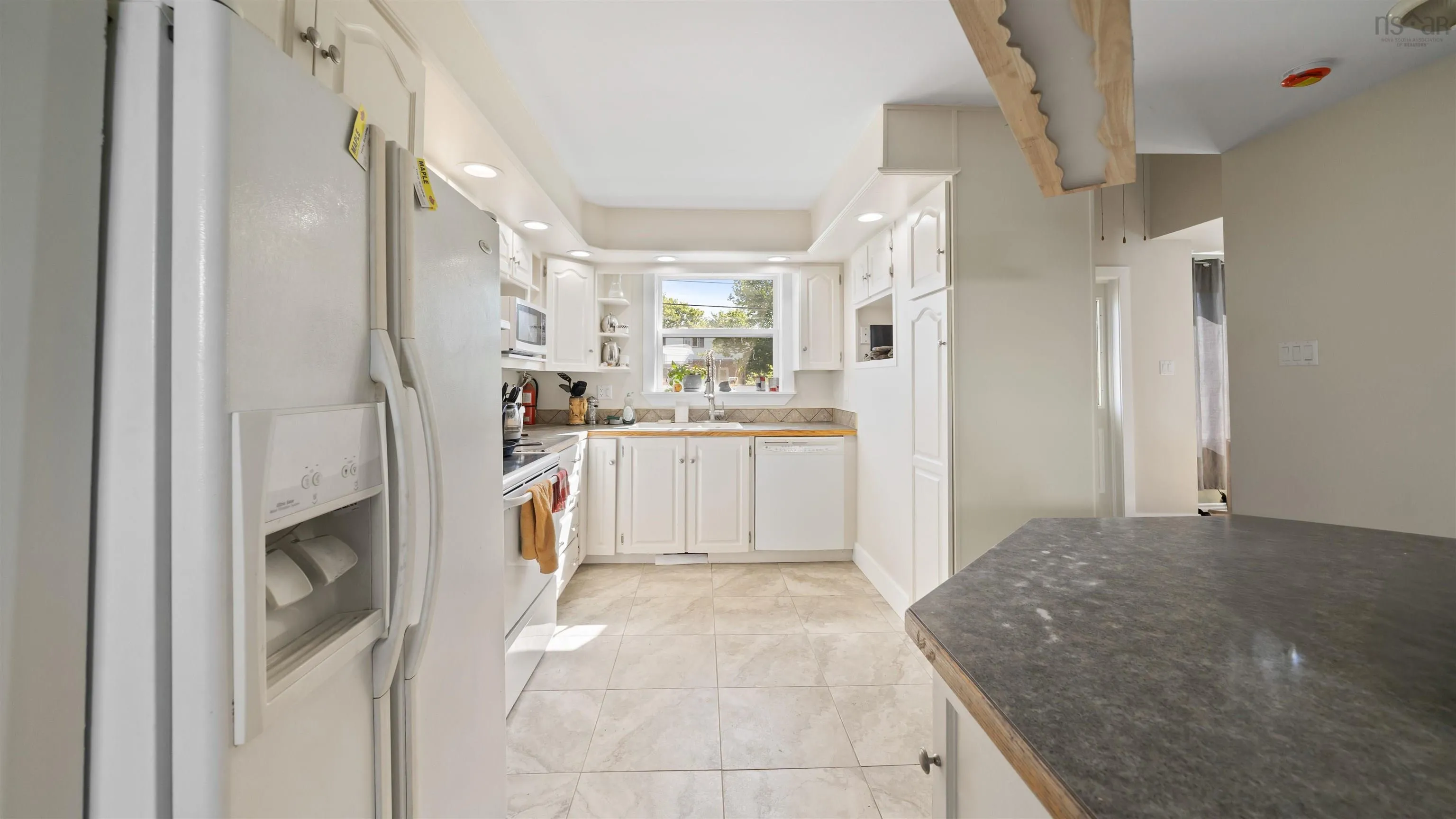 10 Fader Street, Dartmouth, NS B2X 1P3, 3 Bedrooms Bedrooms, ,2 BathroomsBathrooms,Residential,For Sale,Fader,202518315