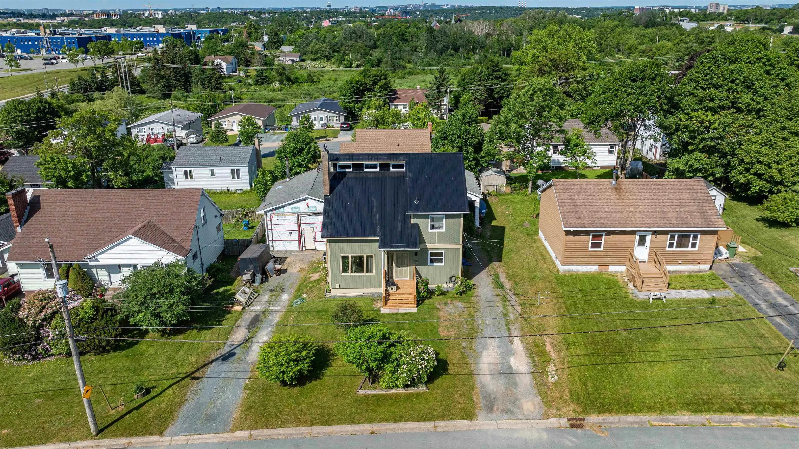 10 Fader Street, Dartmouth, NS B2X 1P3, 3 Bedrooms Bedrooms, ,2 BathroomsBathrooms,Residential,For Sale,Fader,202518315