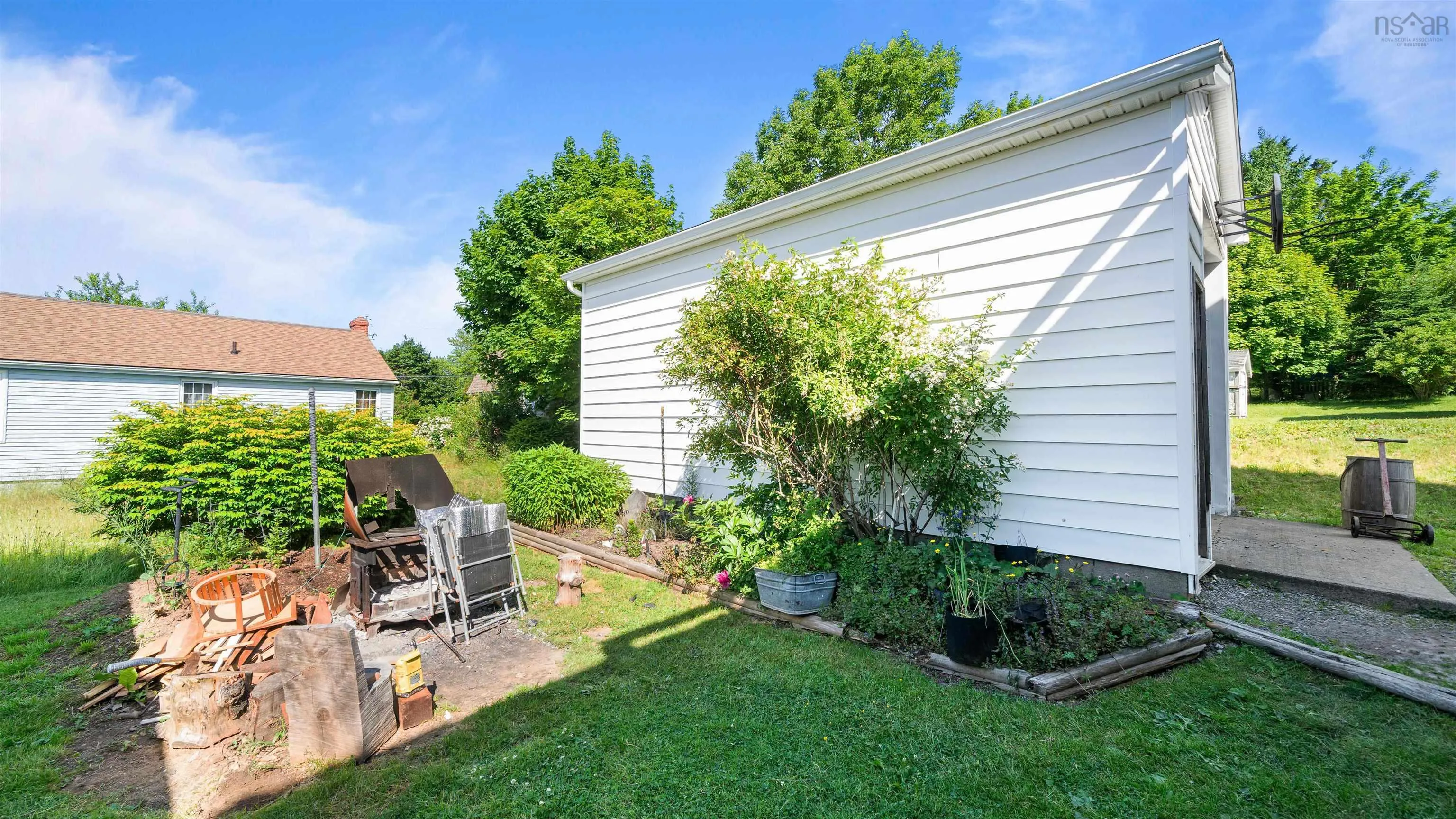 10 Fader Street, Dartmouth, NS B2X 1P3, 3 Bedrooms Bedrooms, ,2 BathroomsBathrooms,Residential,For Sale,Fader,202518315