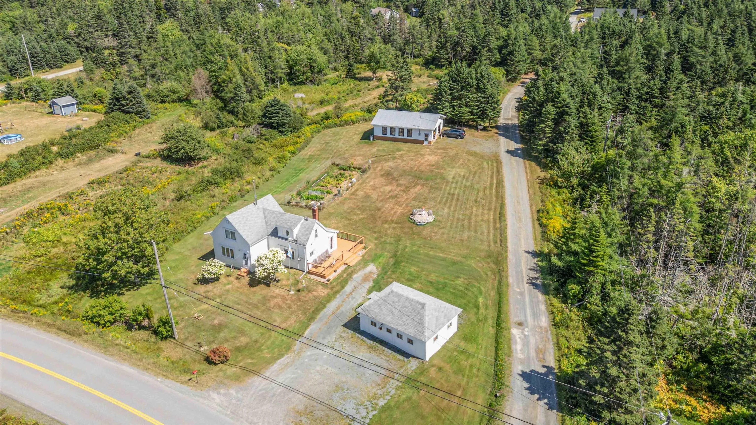 1453 East Chezzetcook Road, Lower East Chezzetcook, NS B0J 2L0, 3 Bedrooms Bedrooms, ,1 BathroomBathrooms,Residential,For Sale,East Chezzetcook,202522353