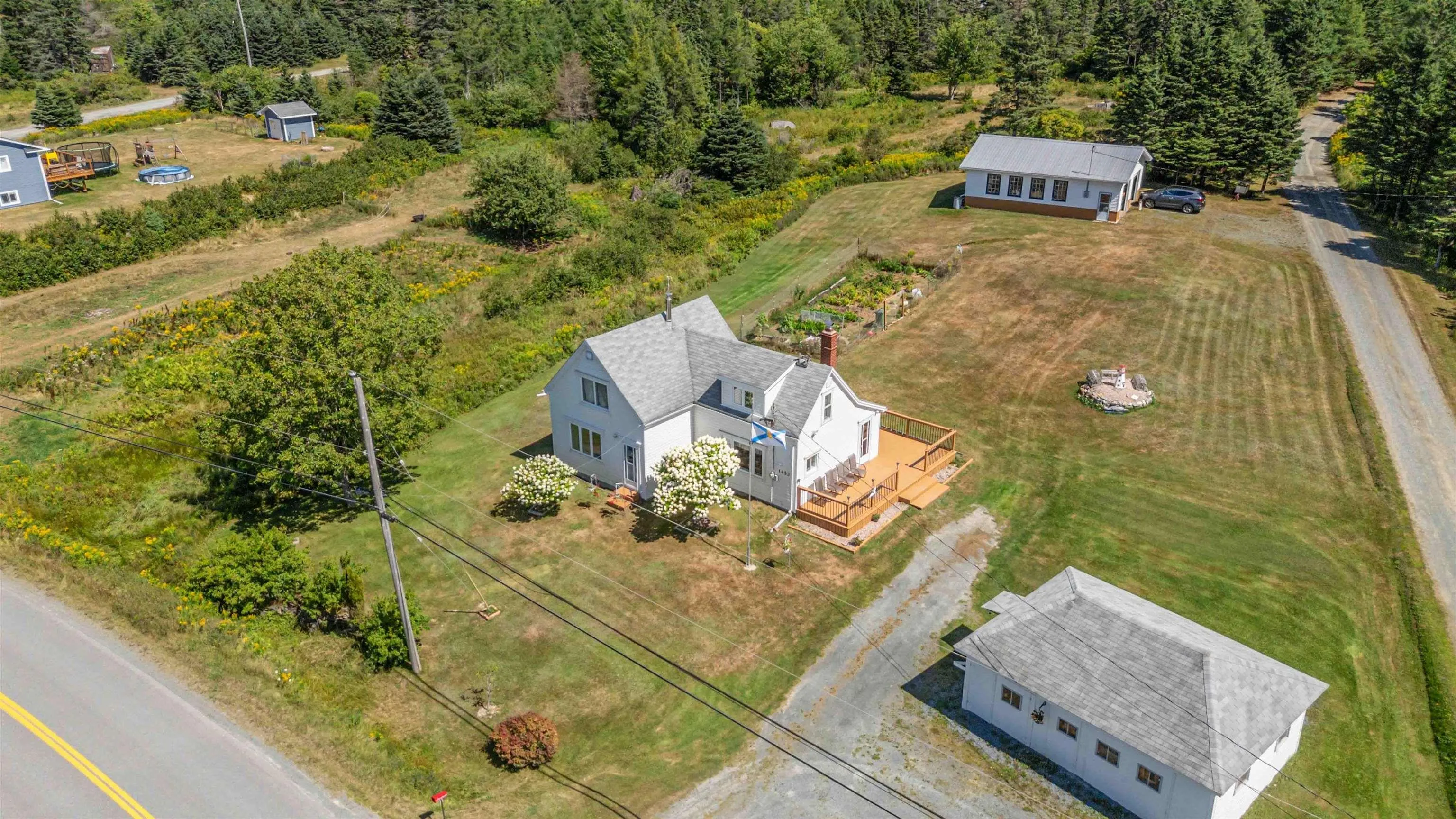 1453 East Chezzetcook Road, Lower East Chezzetcook, NS B0J 2L0, 3 Bedrooms Bedrooms, ,1 BathroomBathrooms,Residential,For Sale,East Chezzetcook,202522353