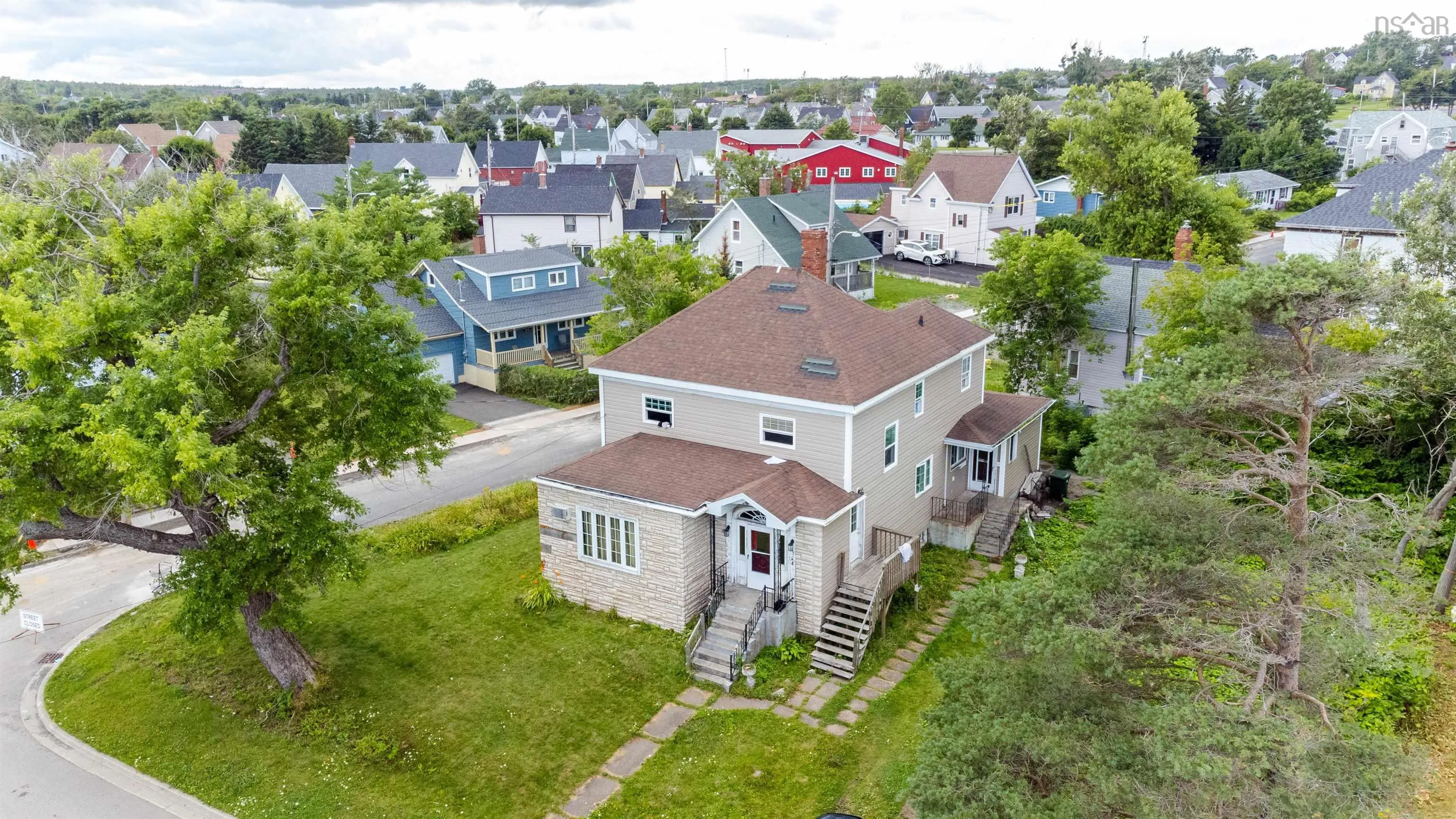 324 York Street, Glace Bay, NS B1A 2M7, 5 Bedrooms Bedrooms, ,3 BathroomsBathrooms,Residential,For Sale,York,202518450