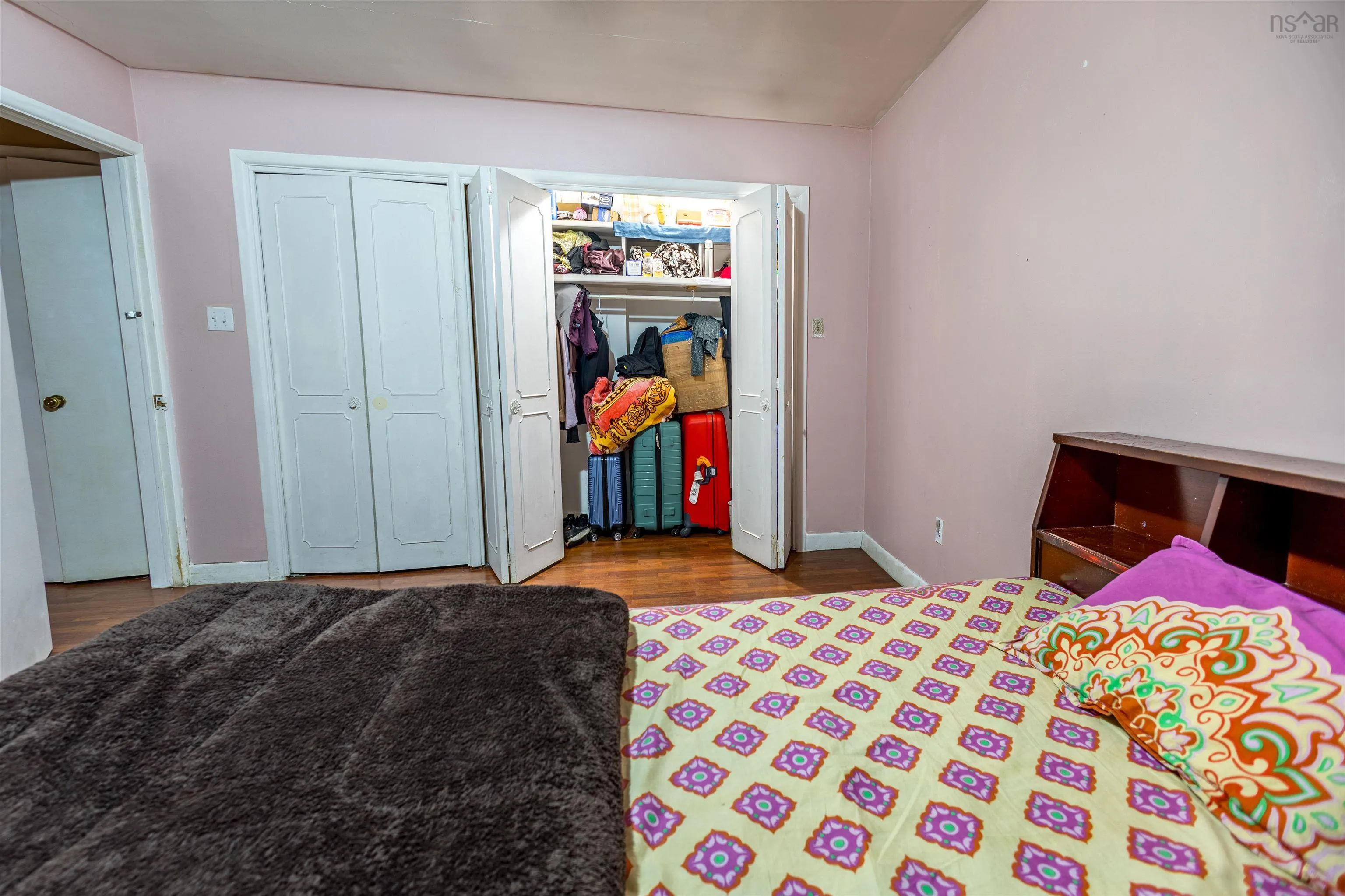 324 York Street, Glace Bay, NS B1A 2M7, 5 Bedrooms Bedrooms, ,3 BathroomsBathrooms,Residential,For Sale,York,202518450