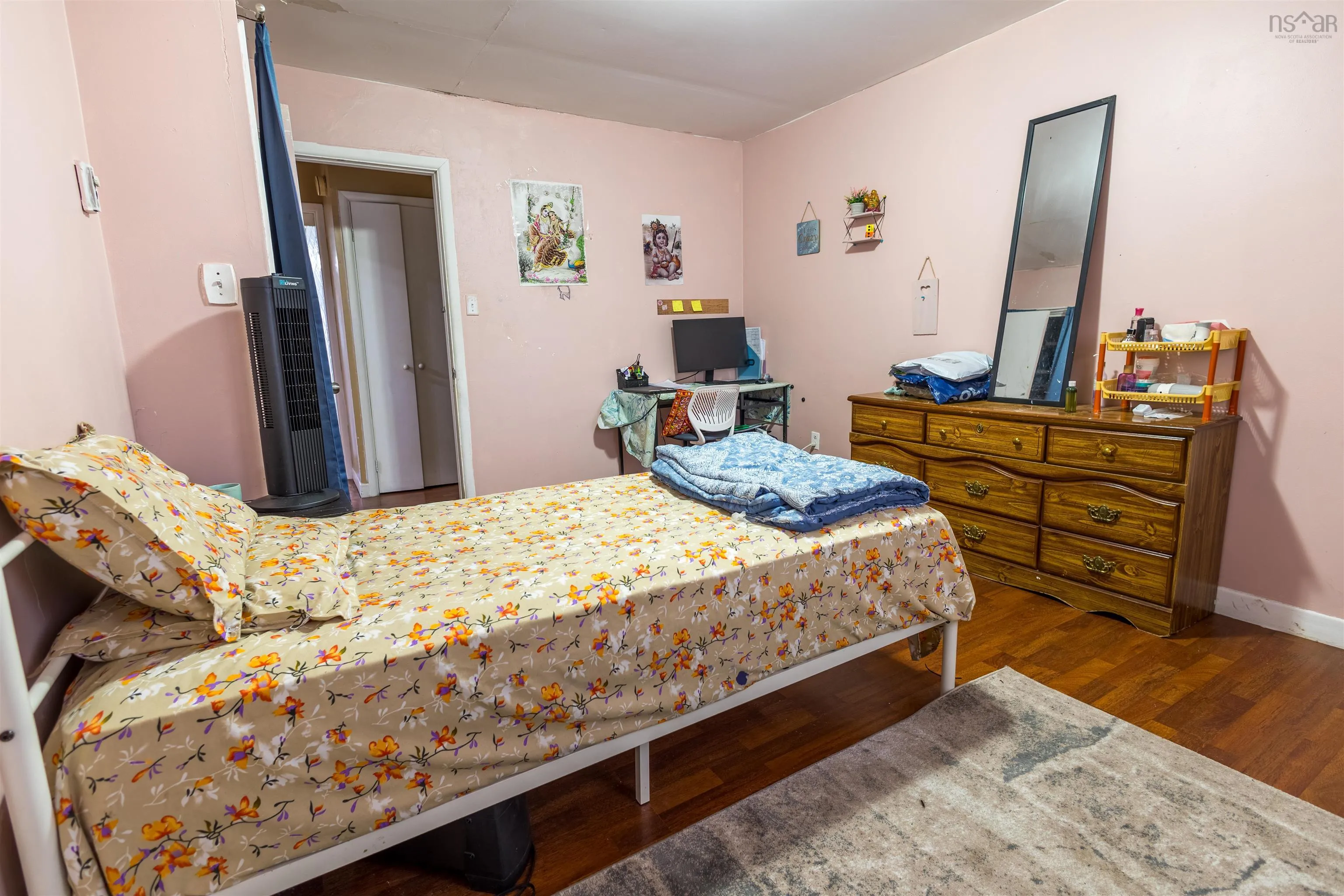 324 York Street, Glace Bay, NS B1A 2M7, 5 Bedrooms Bedrooms, ,3 BathroomsBathrooms,Residential,For Sale,York,202518450