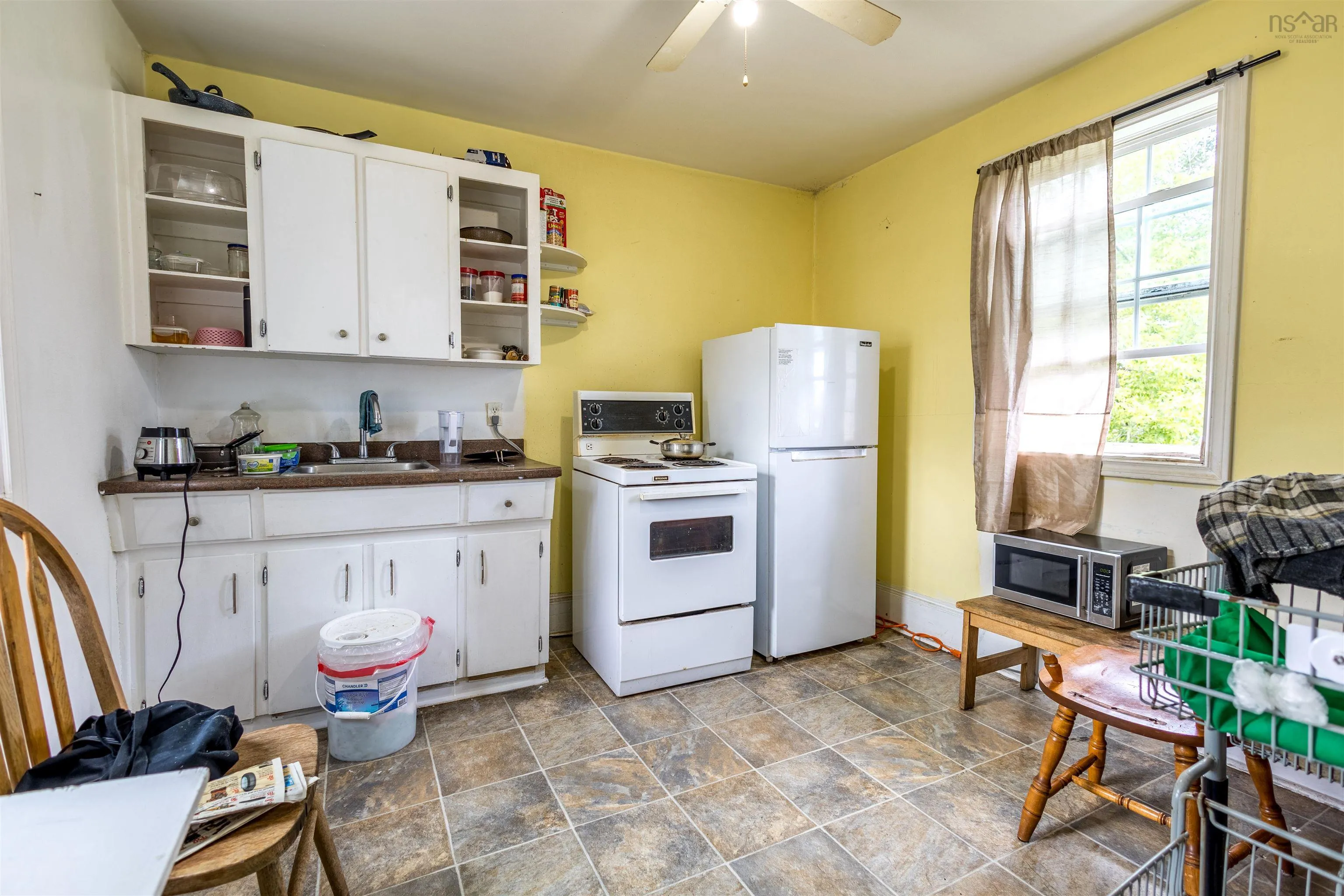 324 York Street, Glace Bay, NS B1A 2M7, 5 Bedrooms Bedrooms, ,3 BathroomsBathrooms,Residential,For Sale,York,202518450