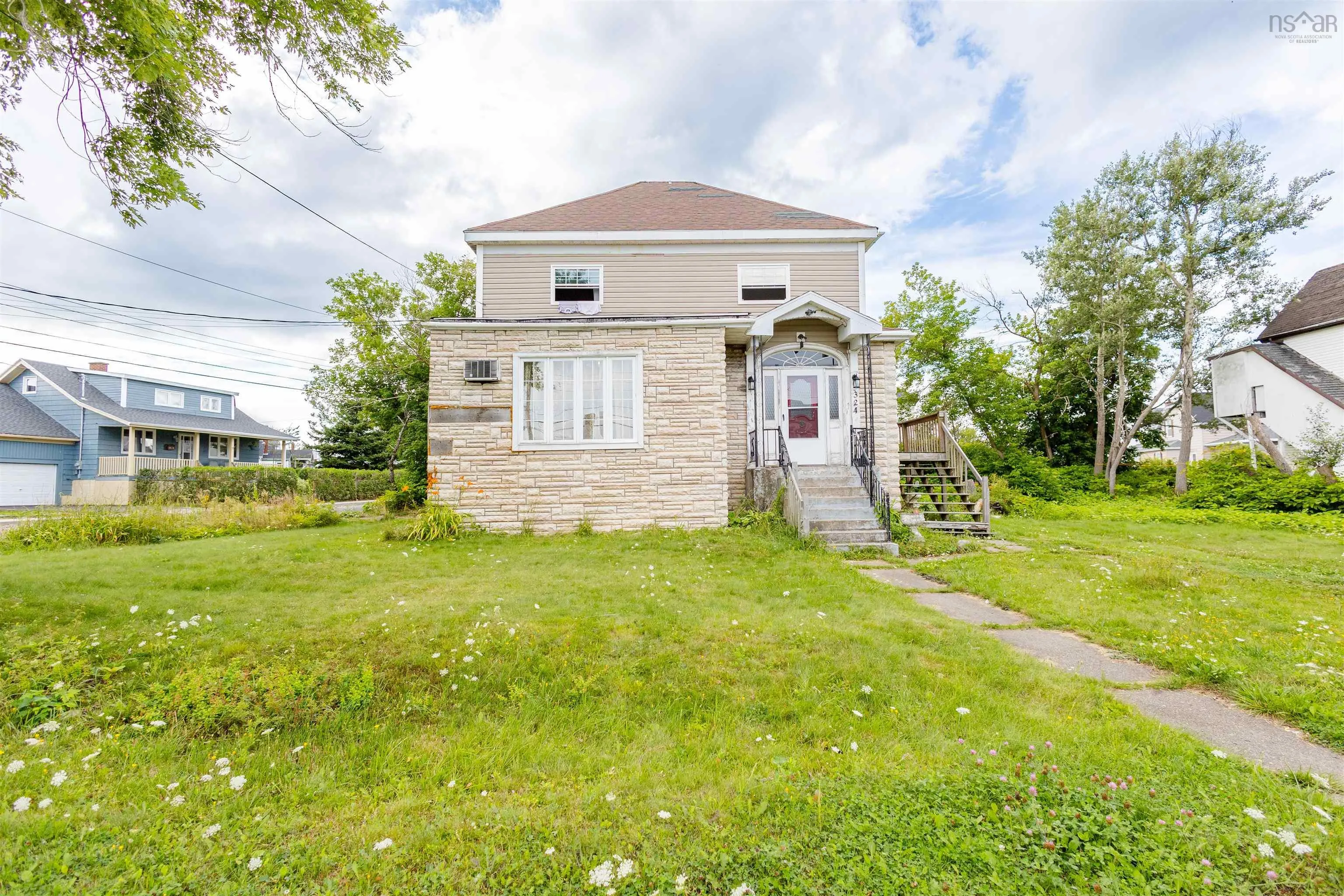 324 York Street, Glace Bay, NS B1A 2M7, 5 Bedrooms Bedrooms, ,3 BathroomsBathrooms,Residential,For Sale,York,202518450