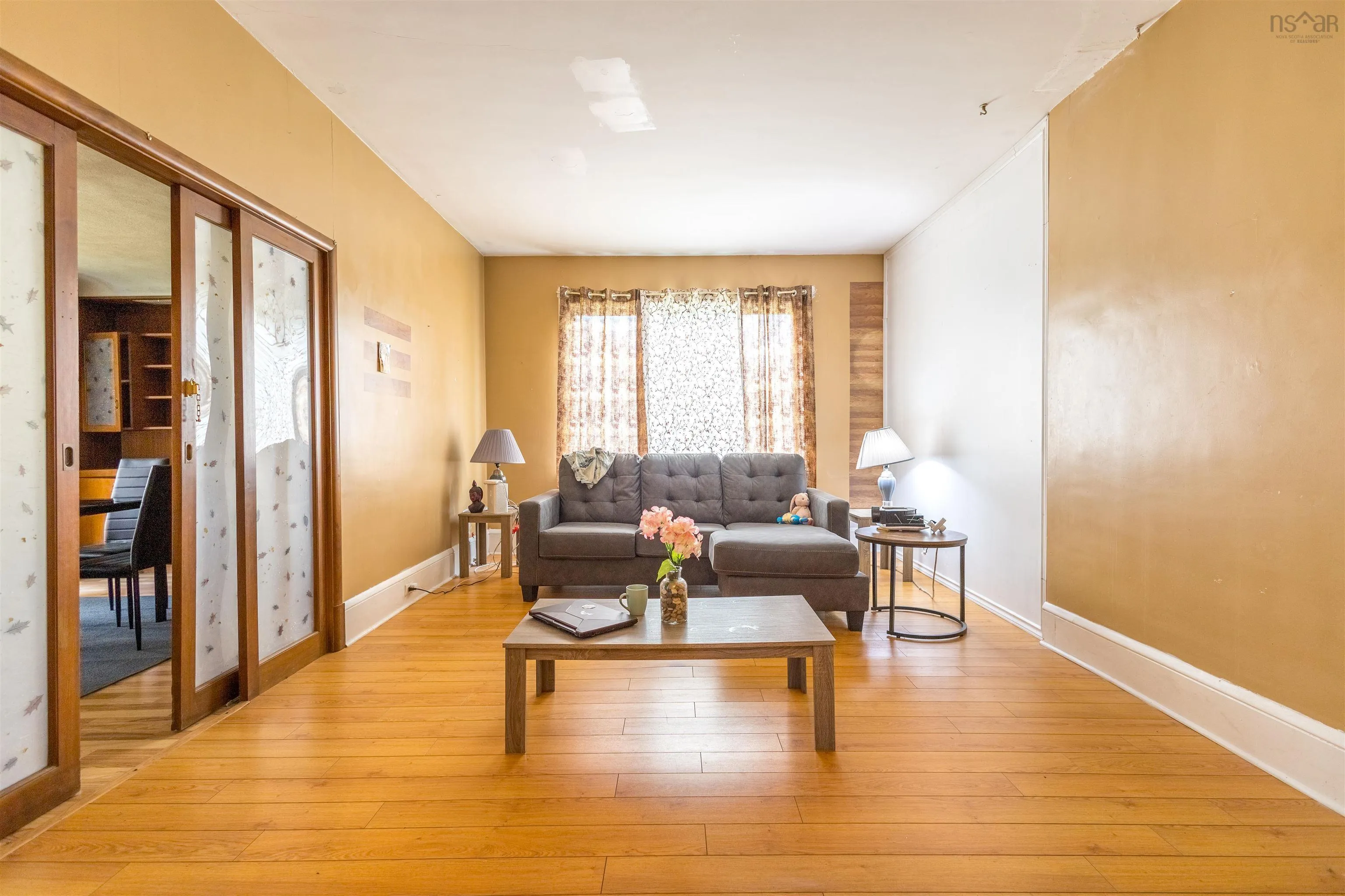 324 York Street, Glace Bay, NS B1A 2M7, 5 Bedrooms Bedrooms, ,3 BathroomsBathrooms,Residential,For Sale,York,202518450