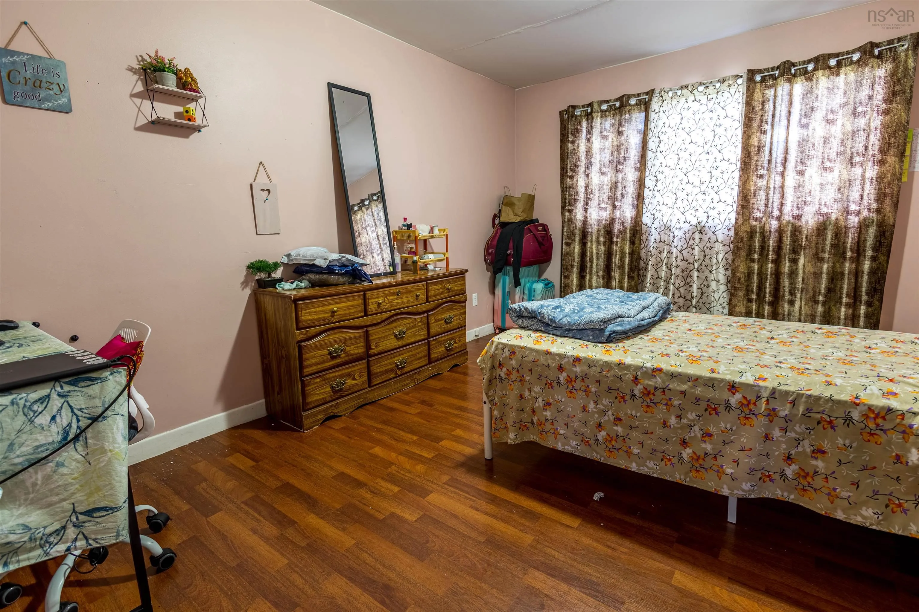 324 York Street, Glace Bay, NS B1A 2M7, 5 Bedrooms Bedrooms, ,3 BathroomsBathrooms,Residential,For Sale,York,202518450