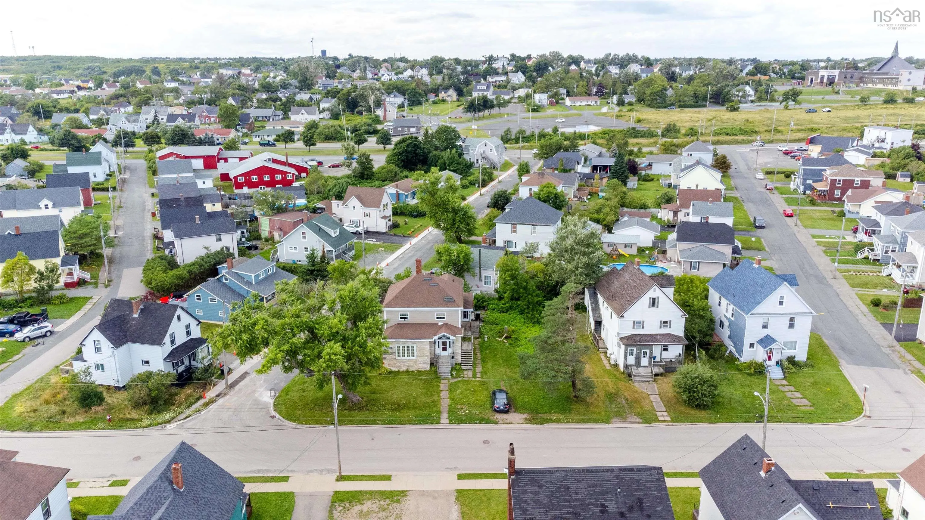 324 York Street, Glace Bay, NS B1A 2M7, 5 Bedrooms Bedrooms, ,3 BathroomsBathrooms,Residential,For Sale,York,202518450