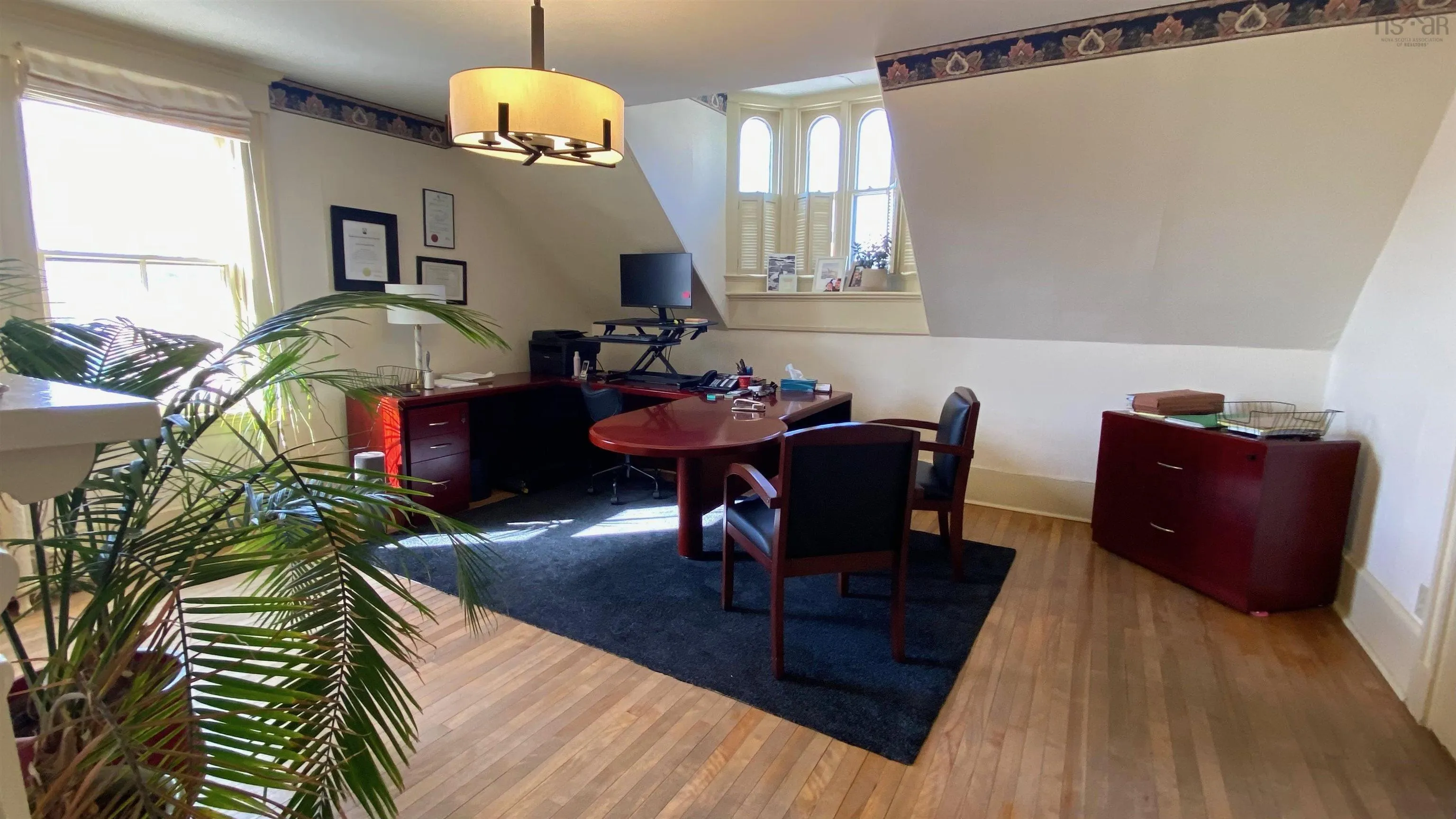 28 King Street, Lunenburg Ns B0j 2c0, ,Commercial Sale,For Sale,King,202402977