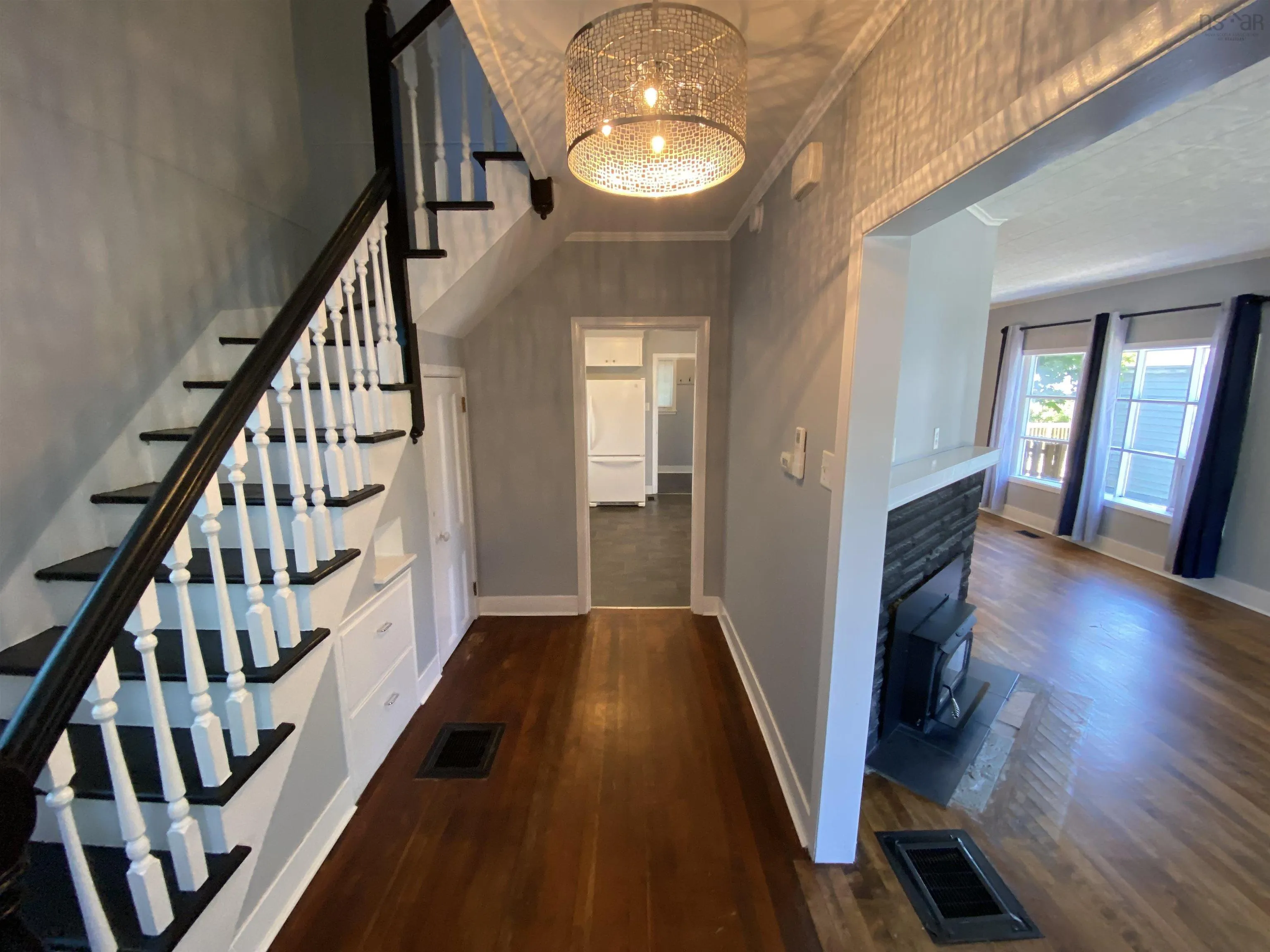 394 Robie Street, Truro, NS B2N 1L8, 3 Bedrooms Bedrooms, ,1 BathroomBathrooms,Residential,For Sale,Robie,202521451