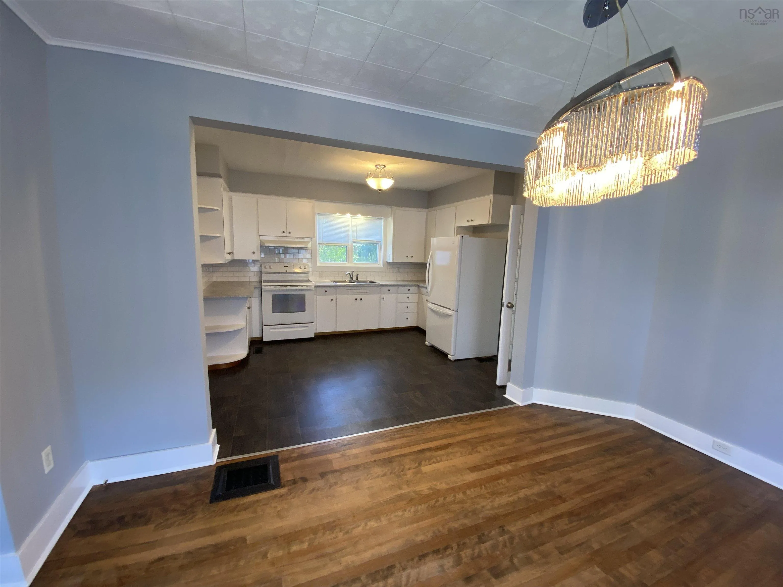 394 Robie Street, Truro, NS B2N 1L8, 3 Bedrooms Bedrooms, ,1 BathroomBathrooms,Residential,For Sale,Robie,202521451