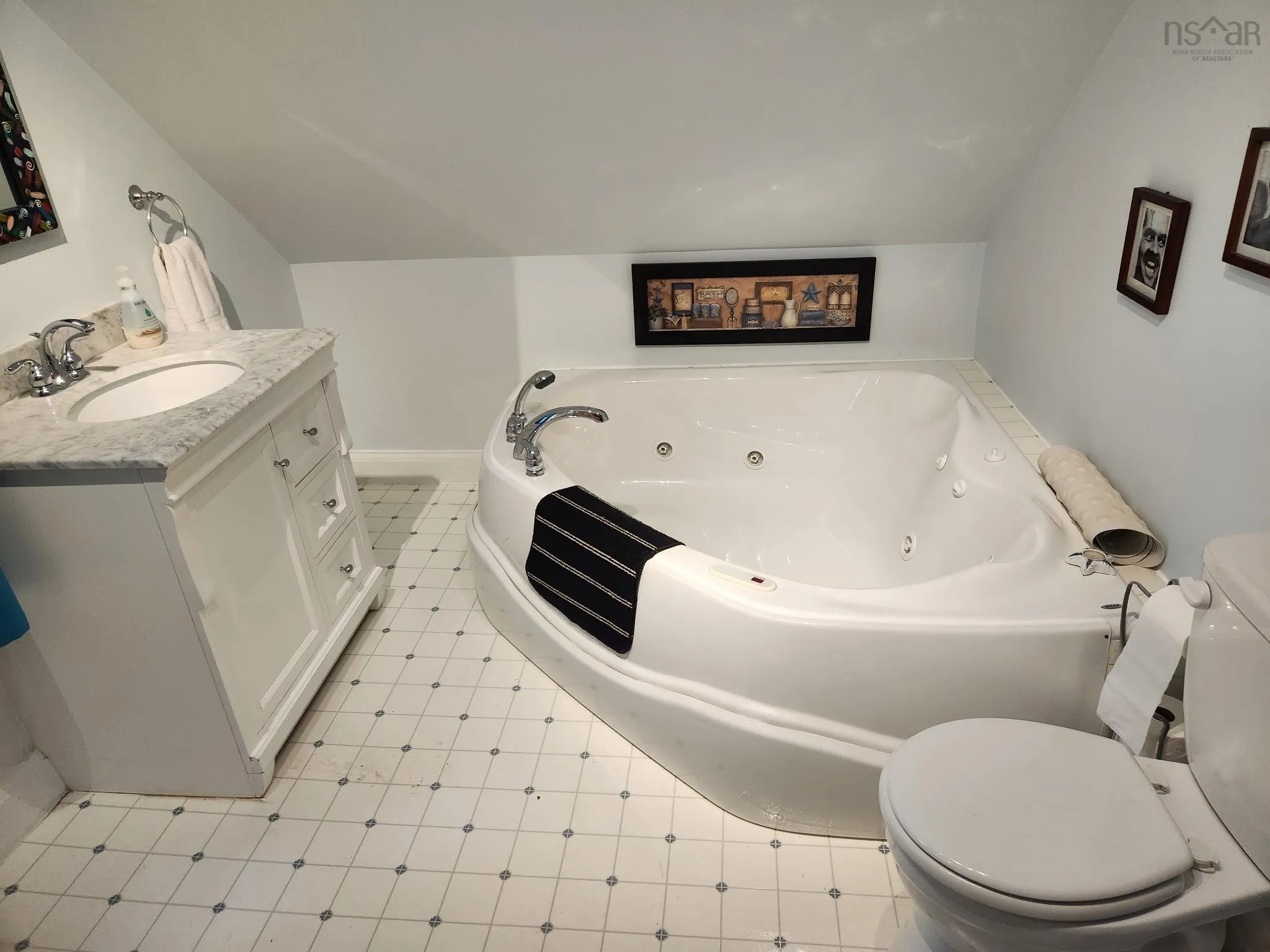 338 Old Trunk Road, Tracadie, NS B0H 1W0, 4 Bedrooms Bedrooms, ,2 BathroomsBathrooms,Residential,For Sale,Old Trunk Road,202522704