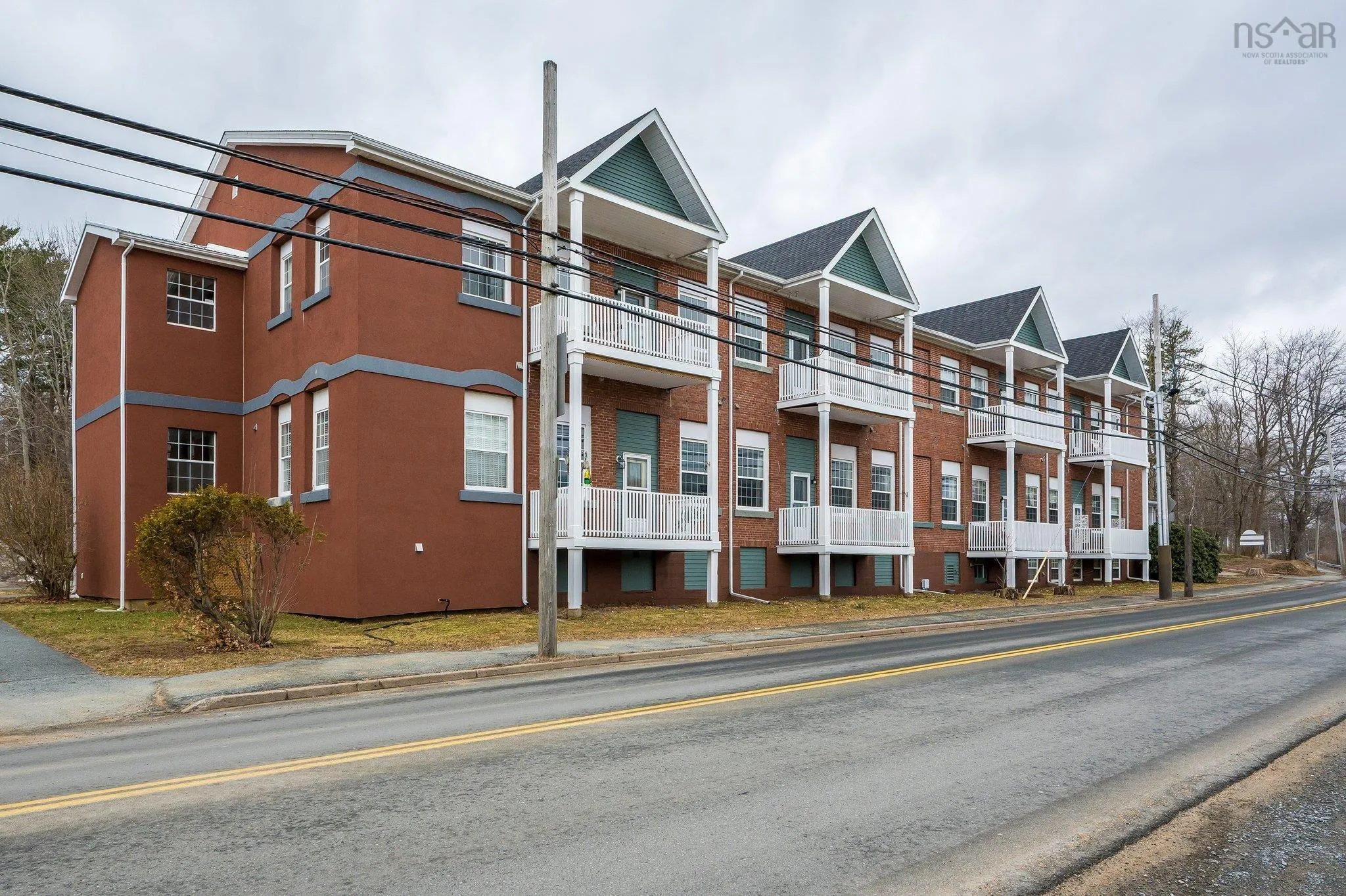 204-215 King Street, Bridgewater Ns B4v 1a6, 2 Bedrooms Bedrooms, ,1 BathroomBathrooms,Residential,For Sale,King,202505676