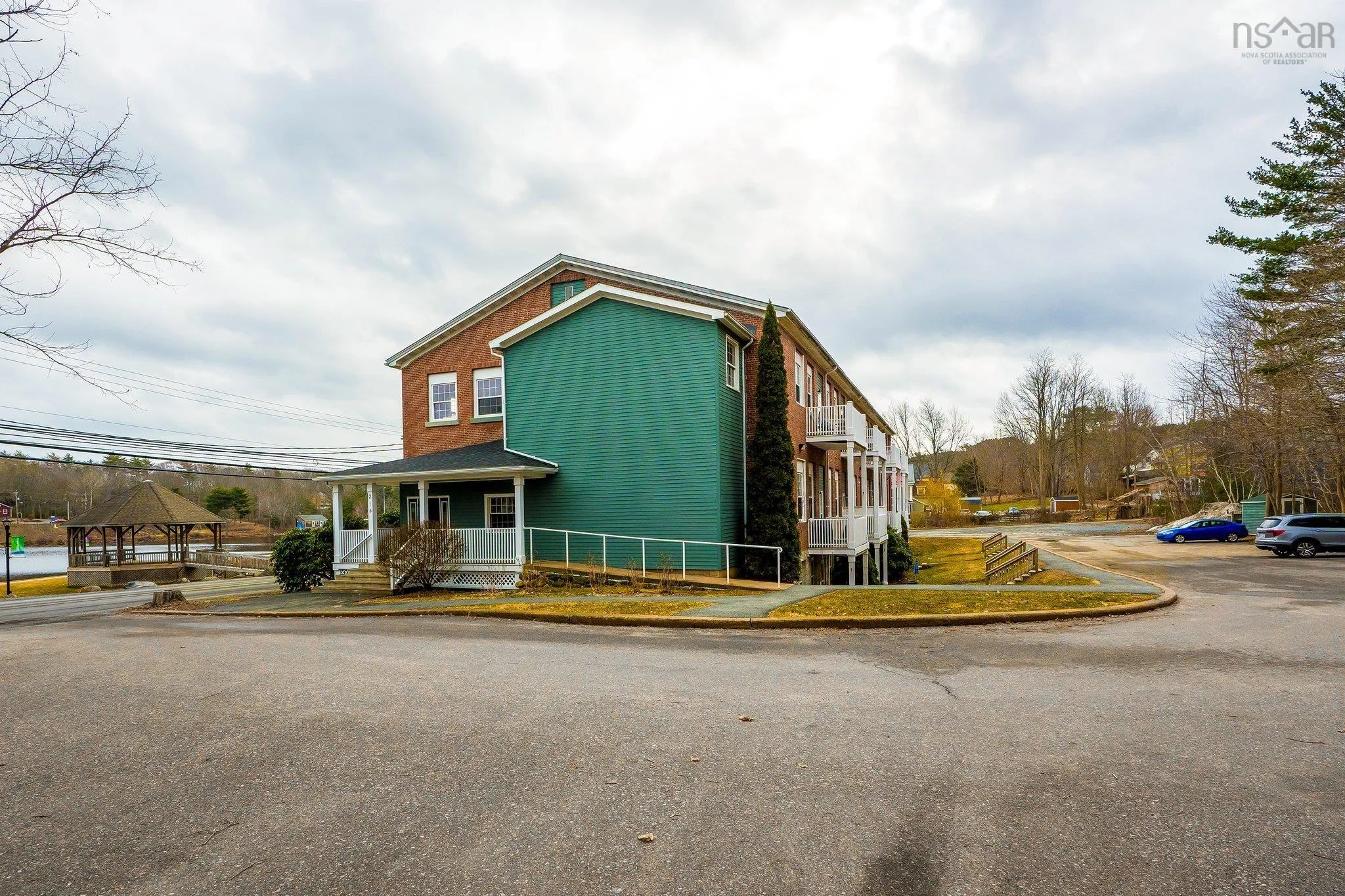 204-215 King Street, Bridgewater Ns B4v 1a6, 2 Bedrooms Bedrooms, ,1 BathroomBathrooms,Residential,For Sale,King,202505676