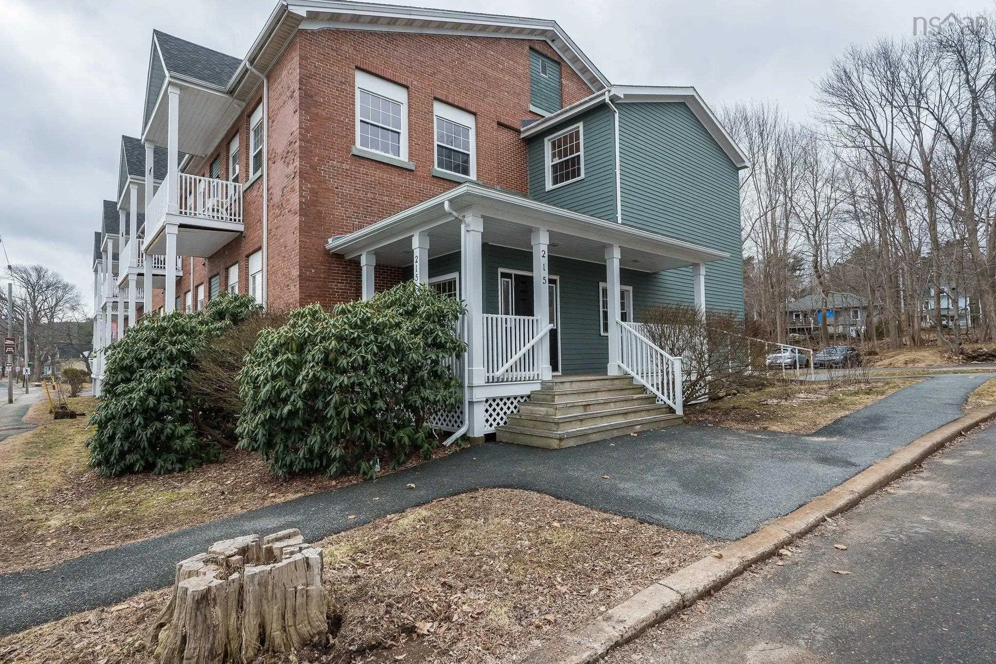 204-215 King Street, Bridgewater Ns B4v 1a6, 2 Bedrooms Bedrooms, ,1 BathroomBathrooms,Residential,For Sale,King,202505676