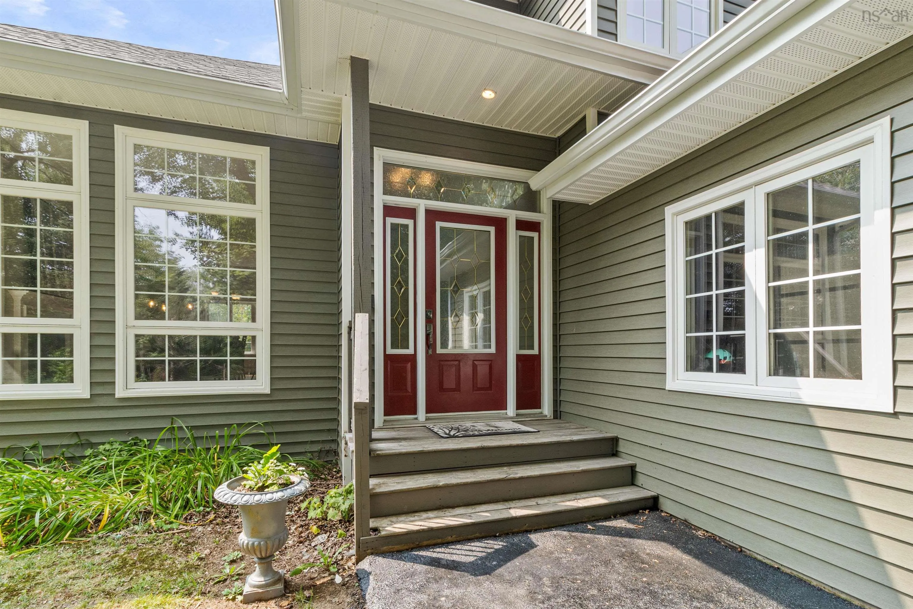 80 Tudor Lane, Stillwater Lake, NS B3Z 4J1, 3 Bedrooms Bedrooms, ,4 BathroomsBathrooms,Residential,For Sale,Tudor,202520640