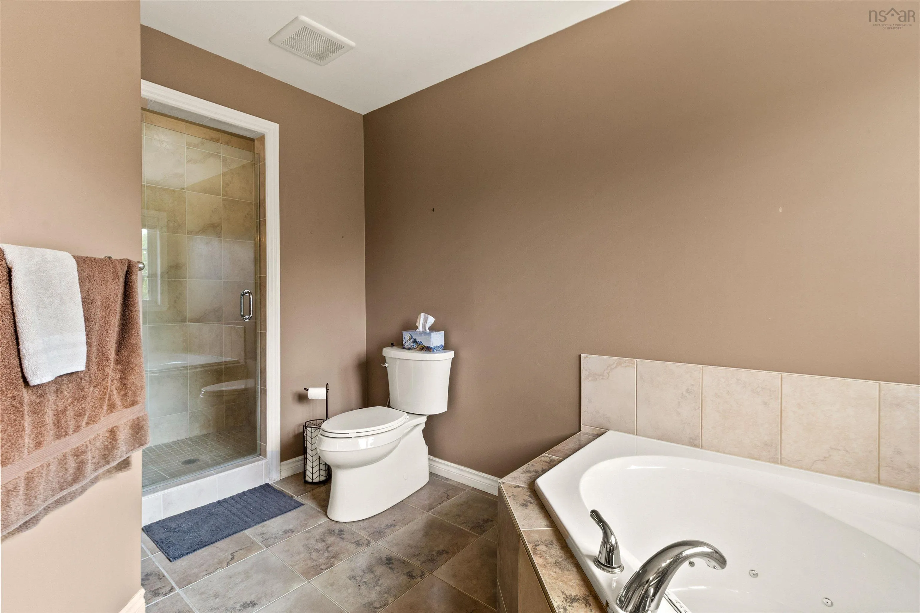 80 Tudor Lane, Stillwater Lake, NS B3Z 4J1, 3 Bedrooms Bedrooms, ,4 BathroomsBathrooms,Residential,For Sale,Tudor,202520640