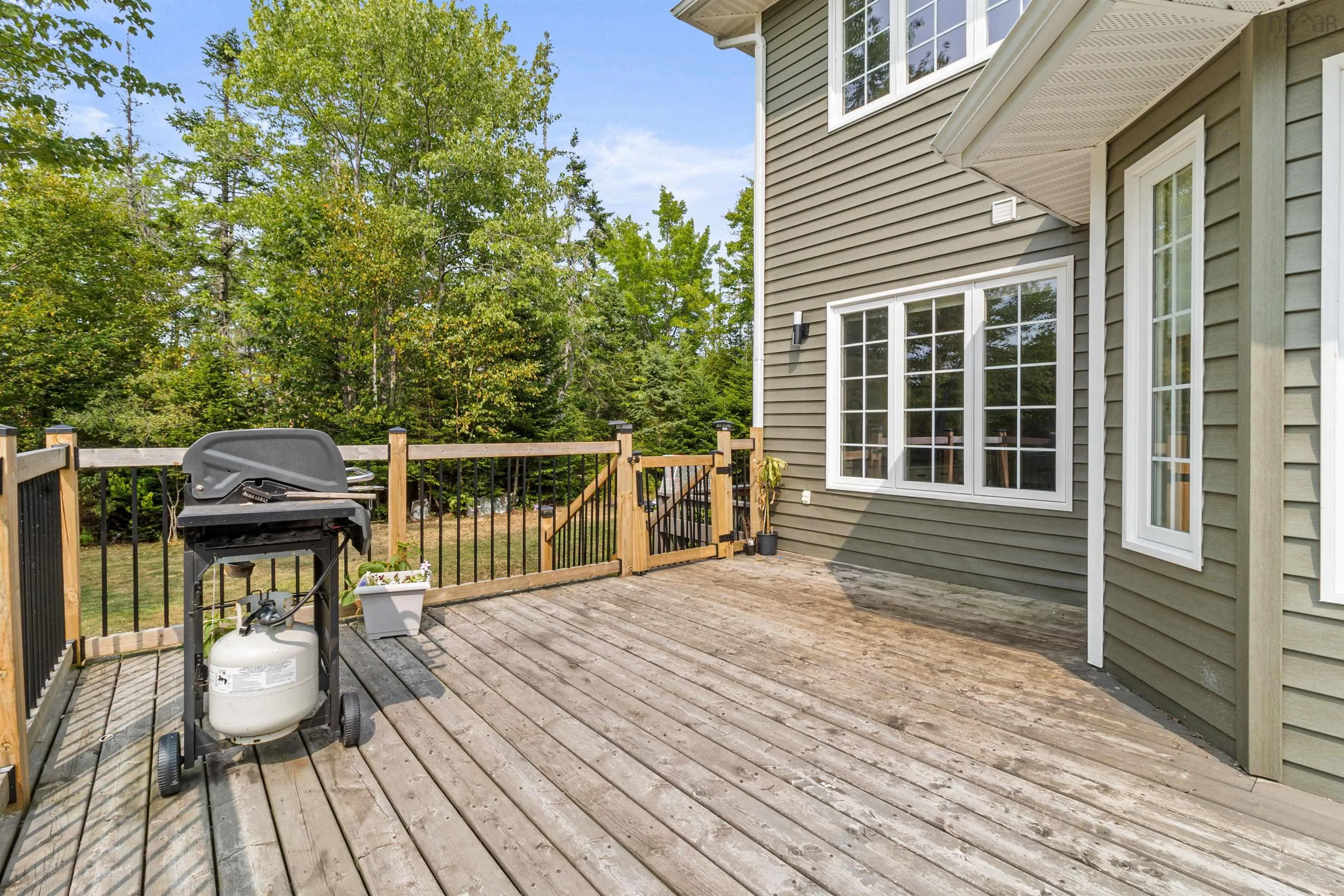 80 Tudor Lane, Stillwater Lake, NS B3Z 4J1, 3 Bedrooms Bedrooms, ,4 BathroomsBathrooms,Residential,For Sale,Tudor,202520640