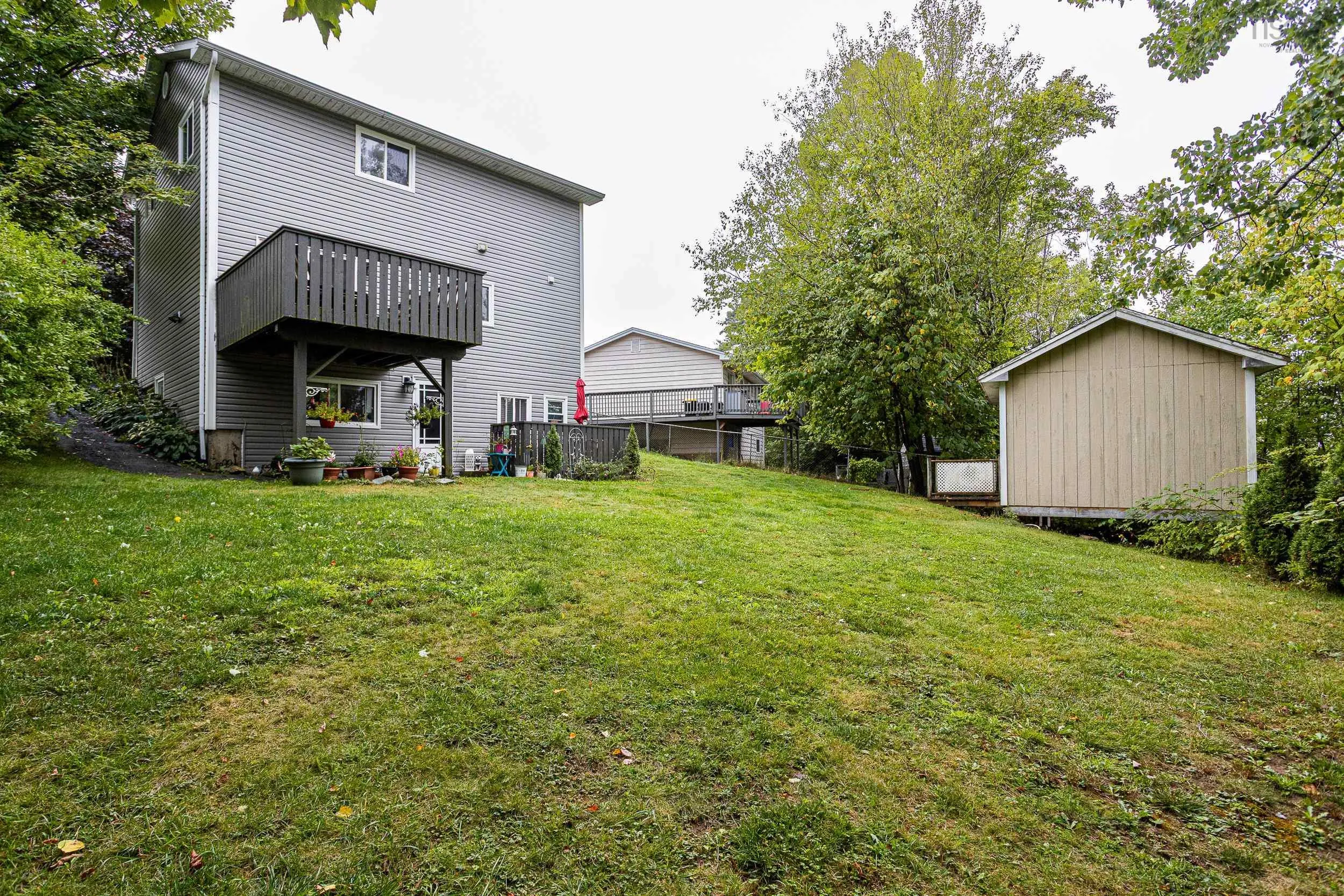 105 Smokey Drive, Lower Sackville, NS B4C 3B5, 4 Bedrooms Bedrooms, ,Residential Income,For Sale,Smokey,202523398