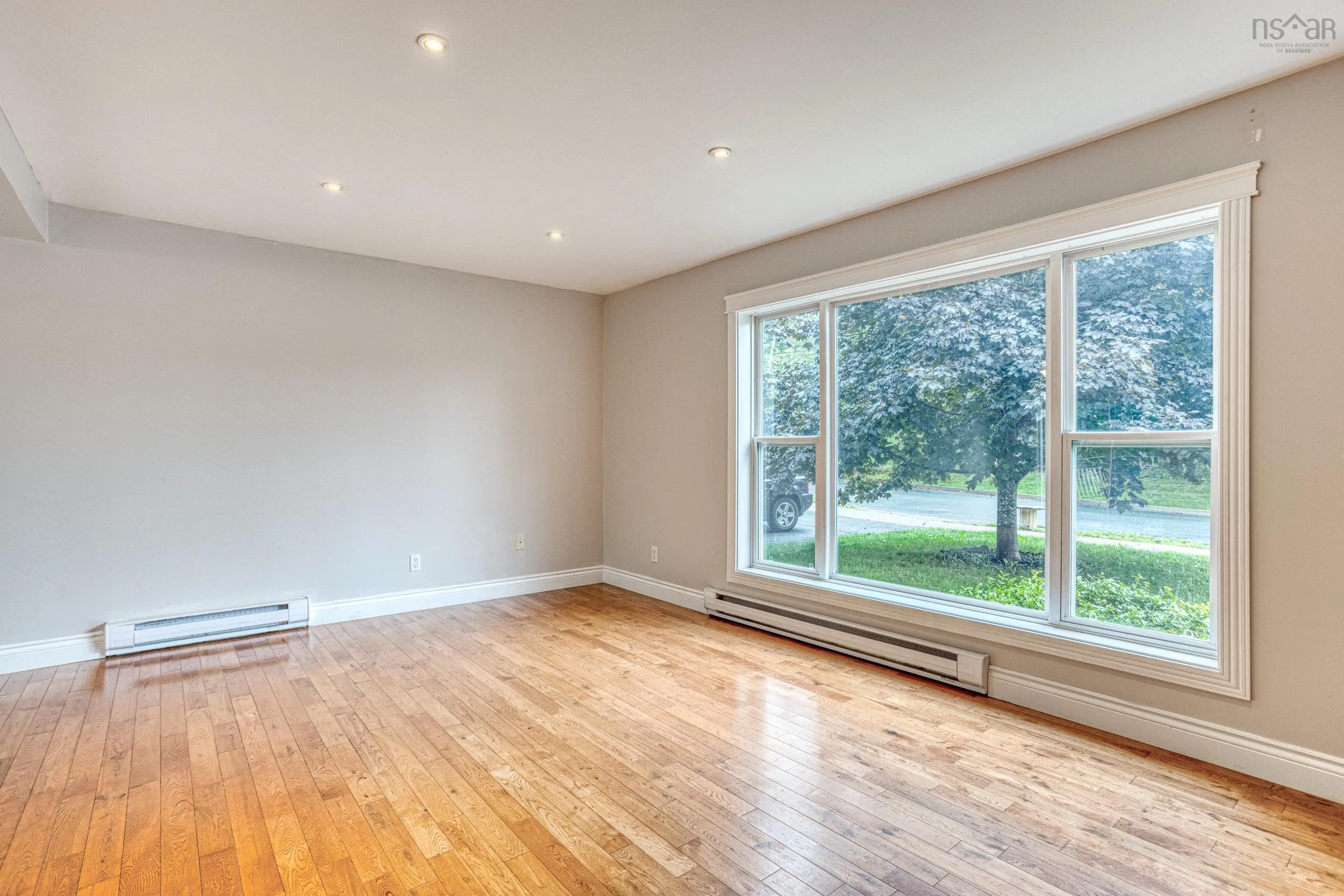 105 Smokey Drive, Lower Sackville, NS B4C 3B5, 4 Bedrooms Bedrooms, ,Residential Income,For Sale,Smokey,202523398