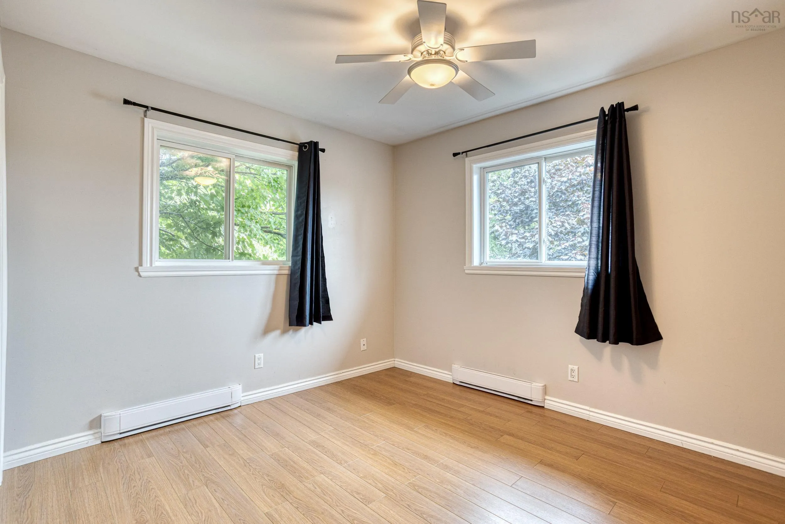 105 Smokey Drive, Lower Sackville, NS B4C 3B5, 4 Bedrooms Bedrooms, ,Residential Income,For Sale,Smokey,202523398