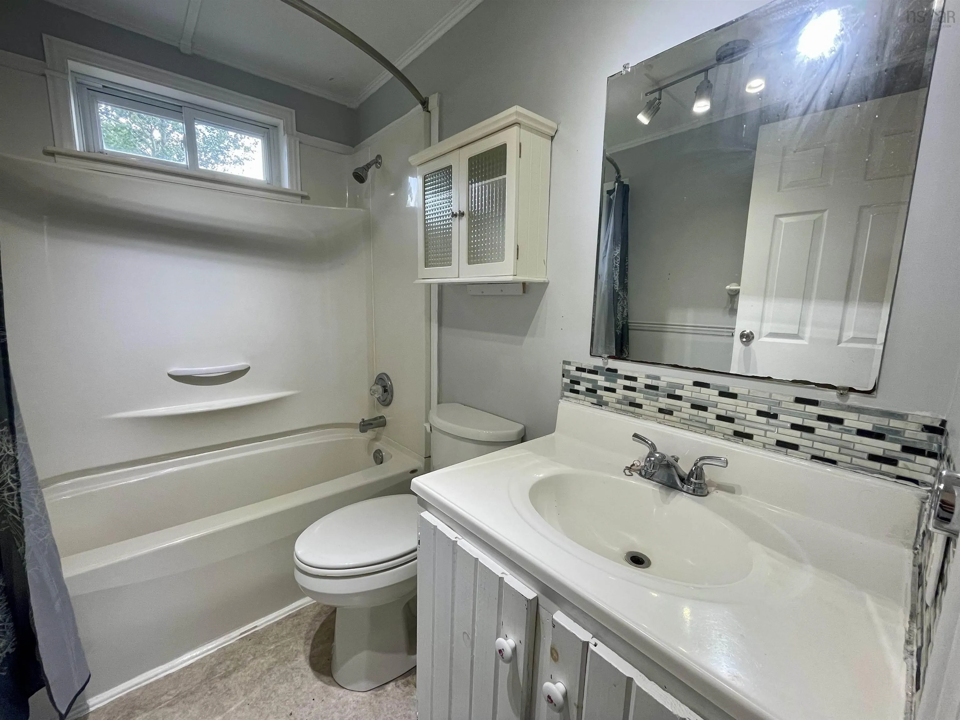 44 Chapel Street, Springhill, NS B0M 1X0, 3 Bedrooms Bedrooms, ,1 BathroomBathrooms,Residential,For Sale,Chapel,202520637