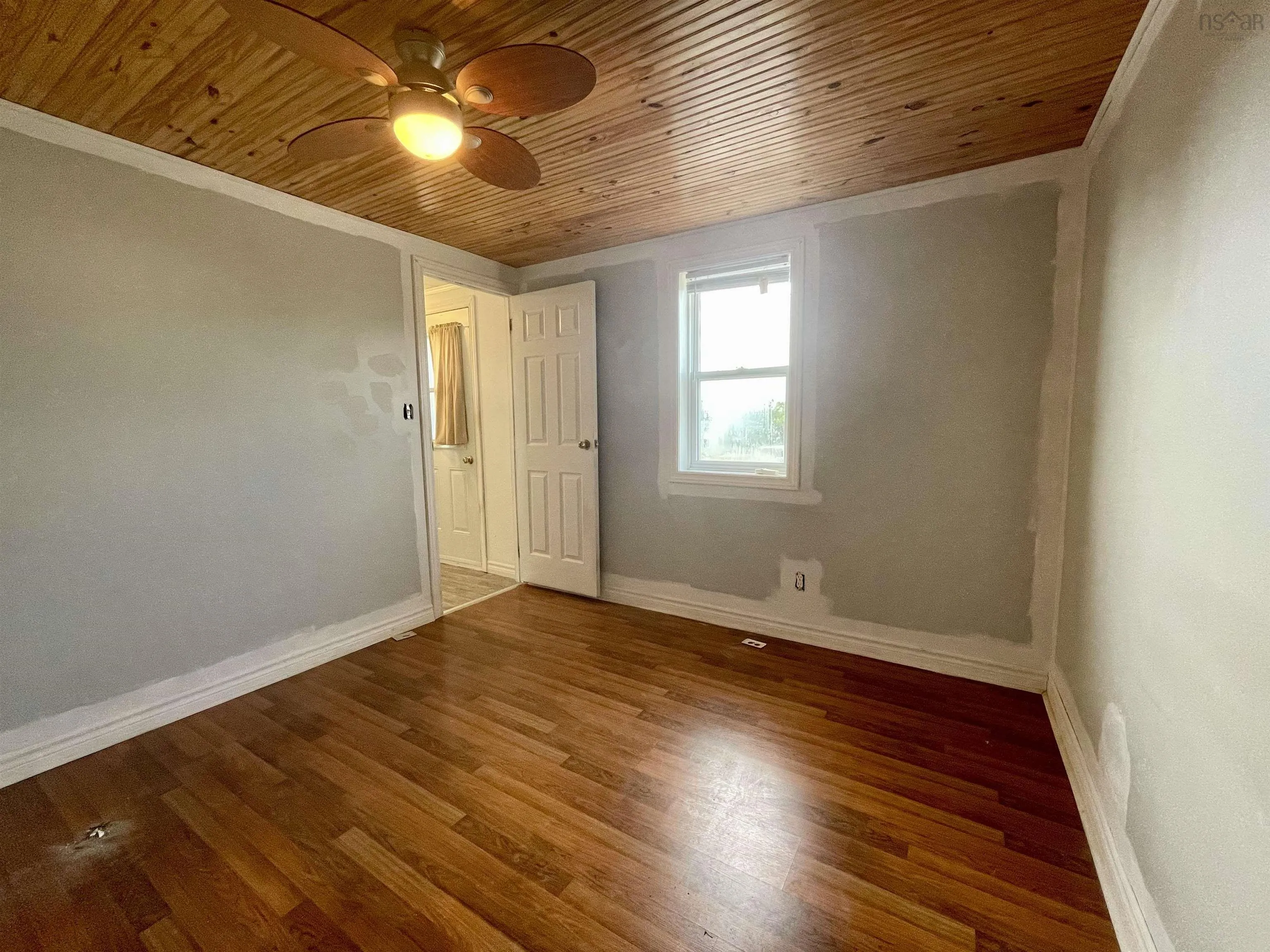 44 Chapel Street, Springhill, NS B0M 1X0, 3 Bedrooms Bedrooms, ,1 BathroomBathrooms,Residential,For Sale,Chapel,202520637