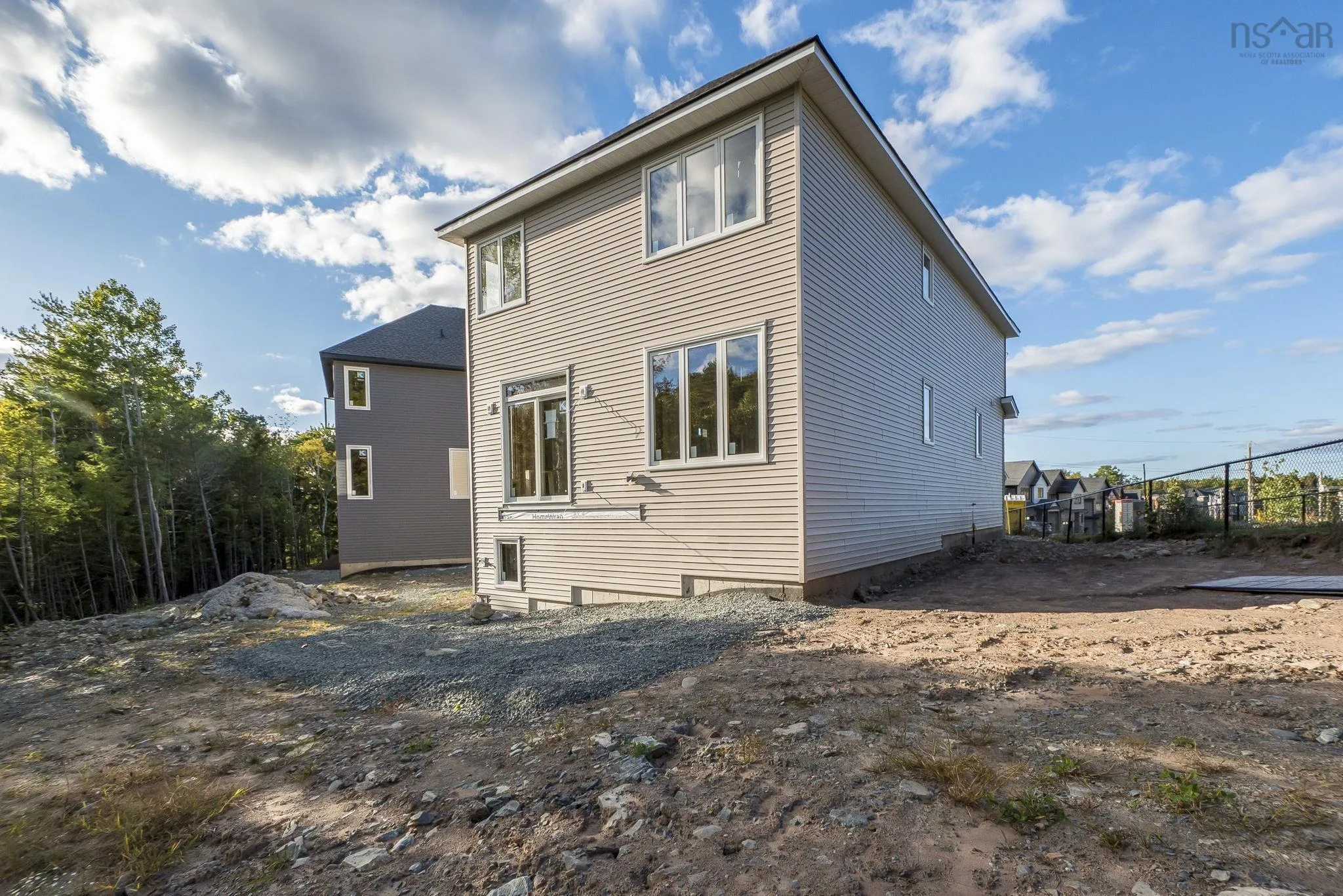 94 Pearlgarden Close, Dartmouth, NS B2X 0C2, 4 Bedrooms Bedrooms, ,4 BathroomsBathrooms,Residential,For Sale,Pearlgarden,202524980
