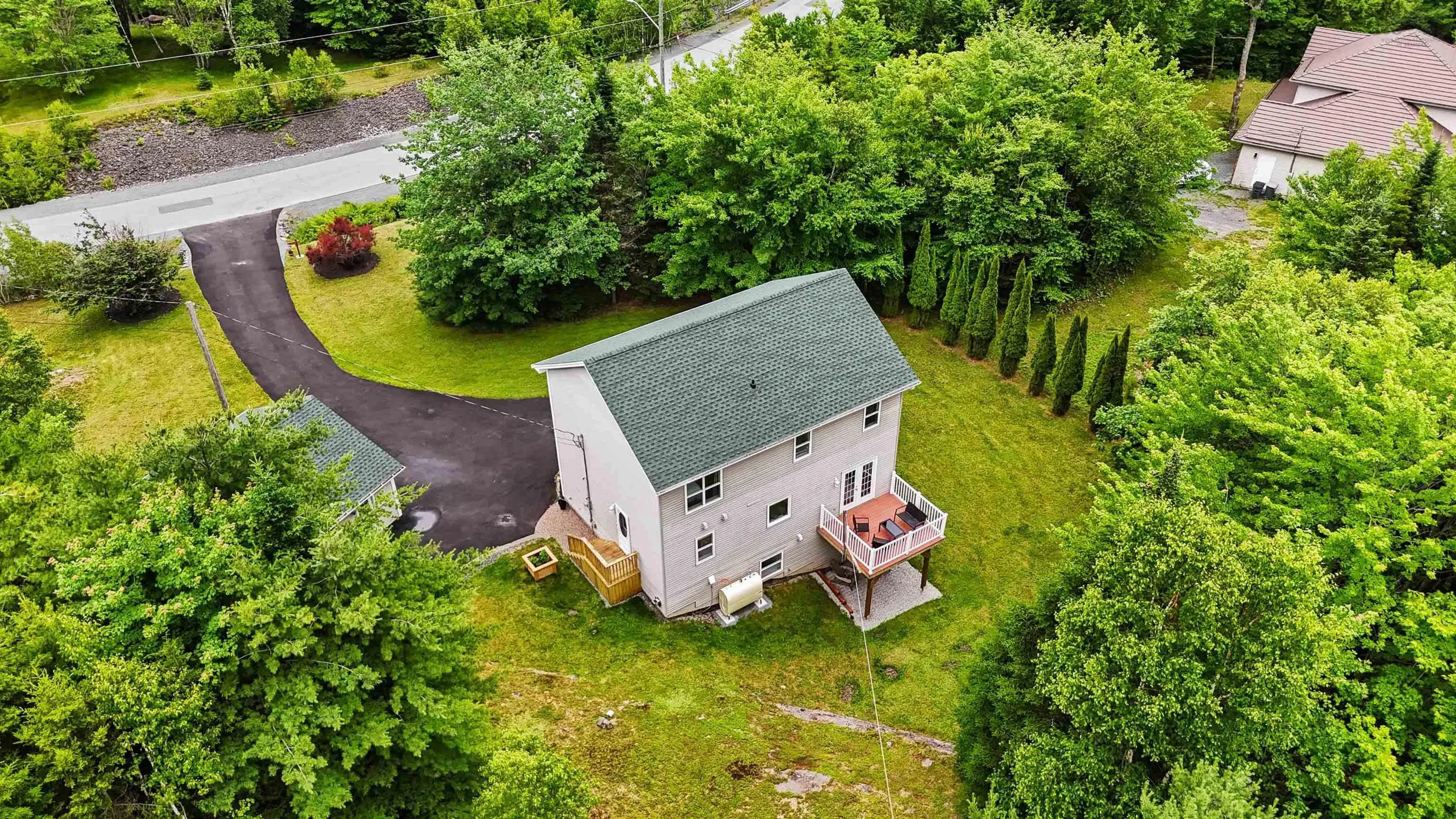 90 Shannonvale Court, Hammonds Plains, NS B4B 1Y5, 4 Bedrooms Bedrooms, ,4 BathroomsBathrooms,Residential,For Sale,Shannonvale,202518170