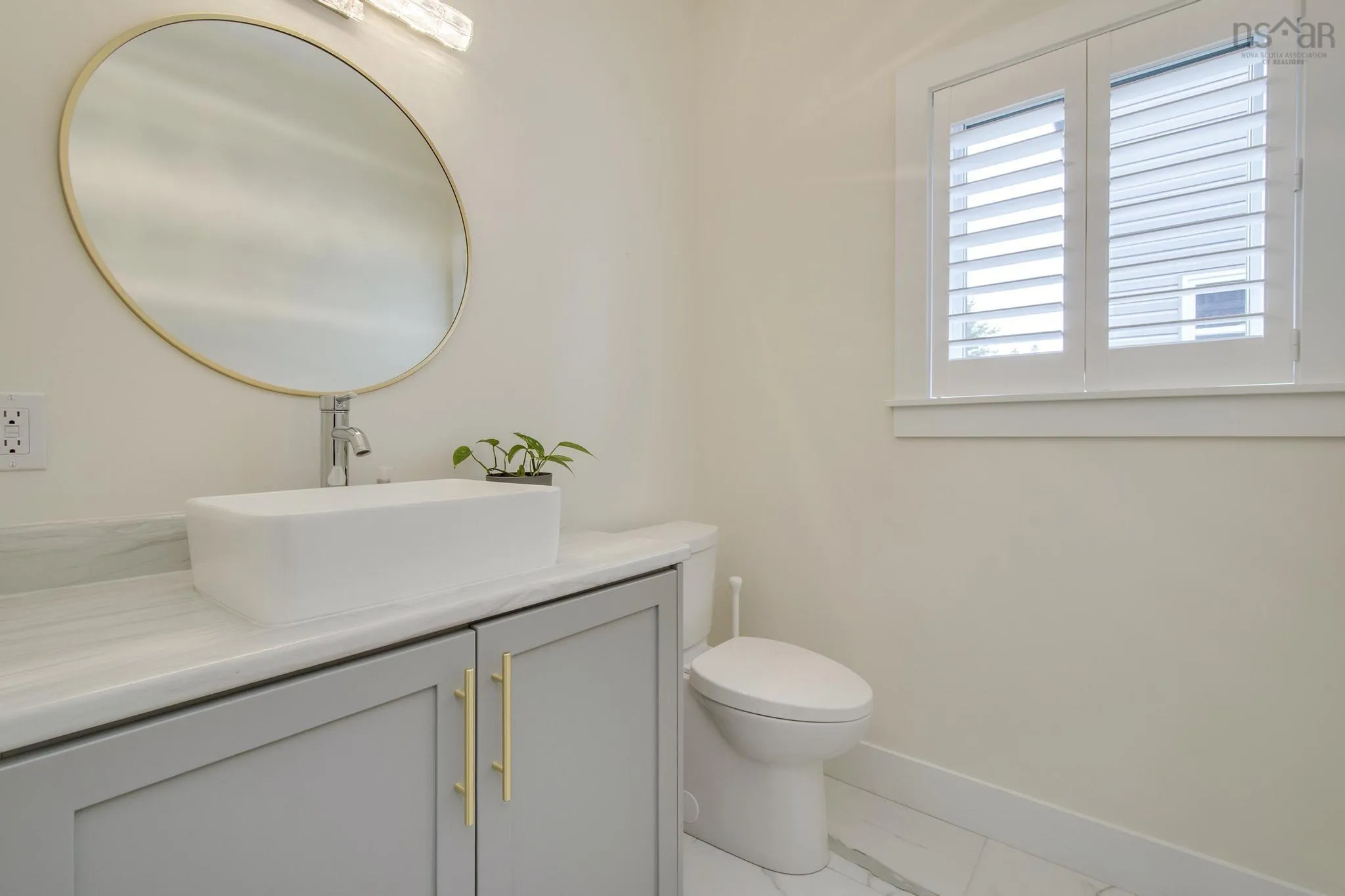 120 Olive Avenue, Bedford Ns B4b 0l2, 4 Bedrooms Bedrooms, ,4 BathroomsBathrooms,Residential,For Sale,Olive,202510793