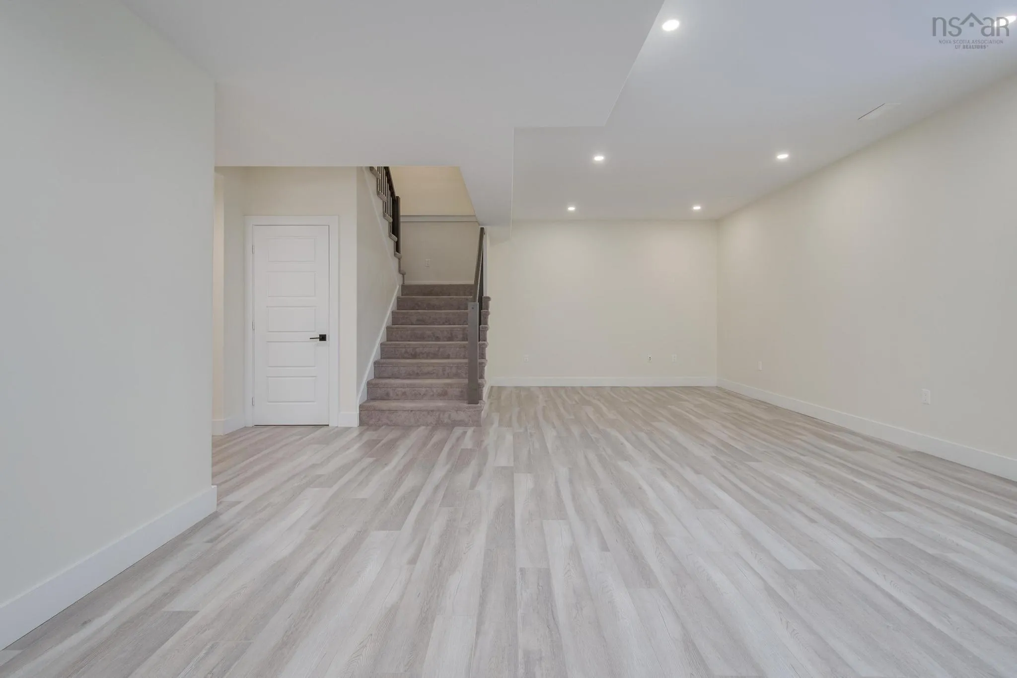 120 Olive Avenue, Bedford Ns B4b 0l2, 4 Bedrooms Bedrooms, ,4 BathroomsBathrooms,Residential,For Sale,Olive,202510793