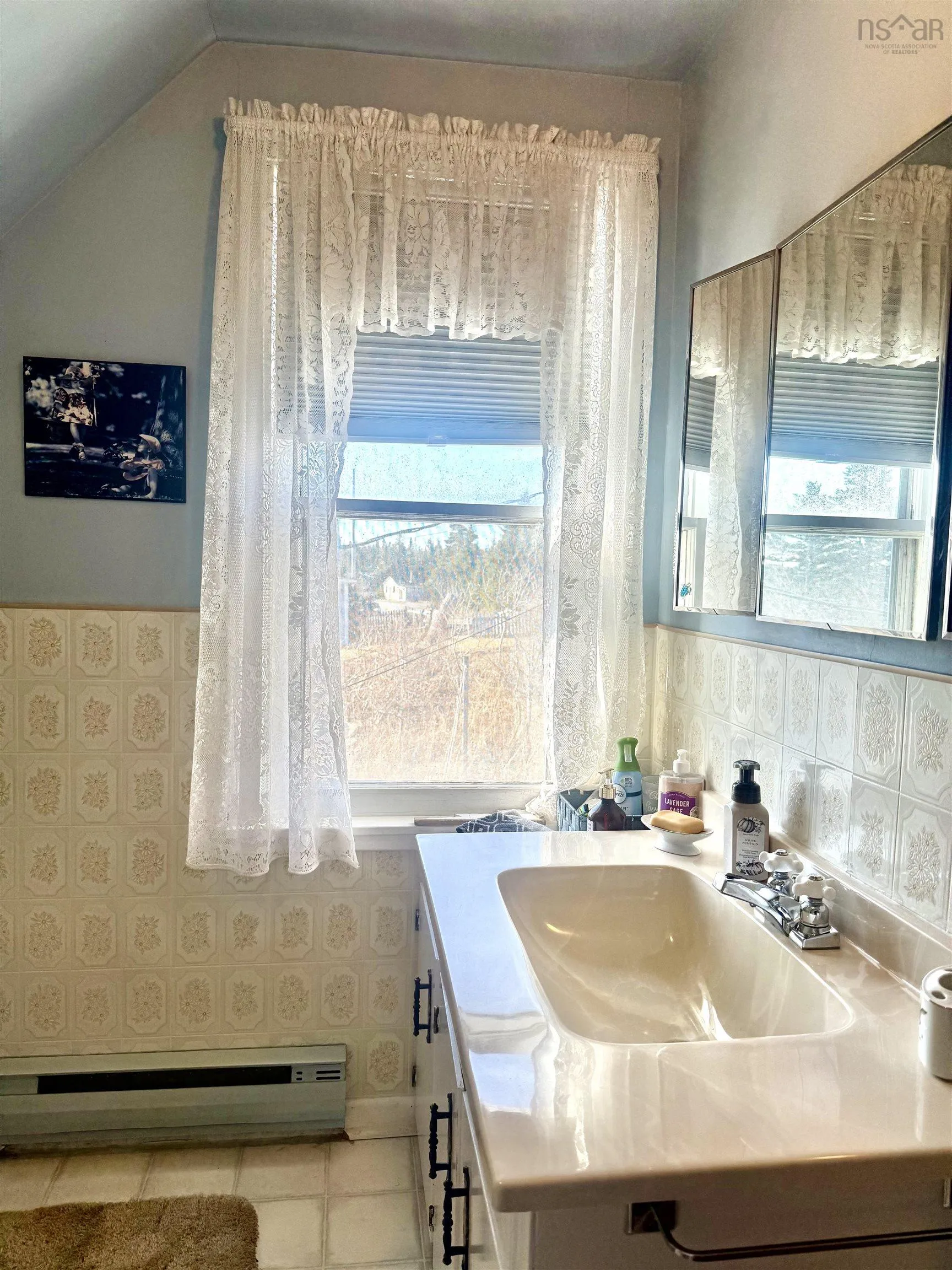 96 East Side Bickerton Road, Port Bickerton Ns B0j 1a0, 3 Bedrooms Bedrooms, ,2 BathroomsBathrooms,Residential,For Sale,East Side Bickerton,202506626
