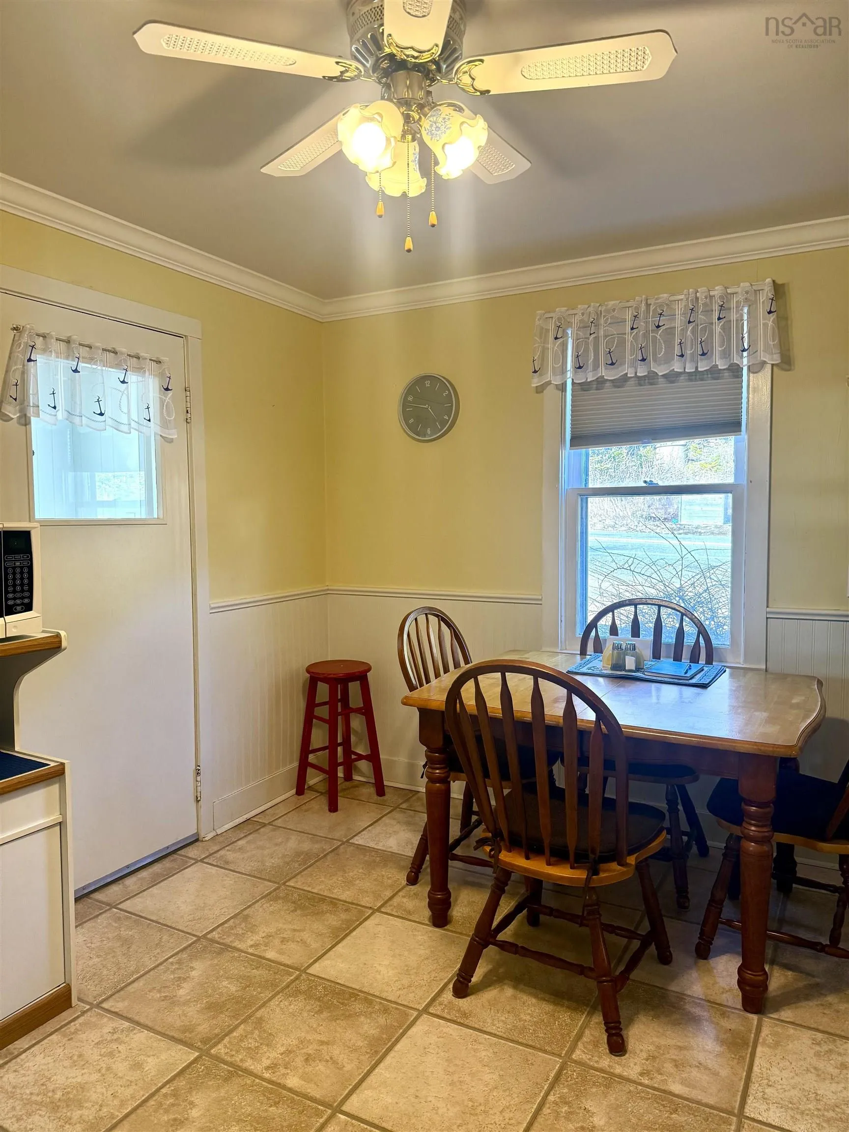 96 East Side Bickerton Road, Port Bickerton Ns B0j 1a0, 3 Bedrooms Bedrooms, ,2 BathroomsBathrooms,Residential,For Sale,East Side Bickerton,202506626