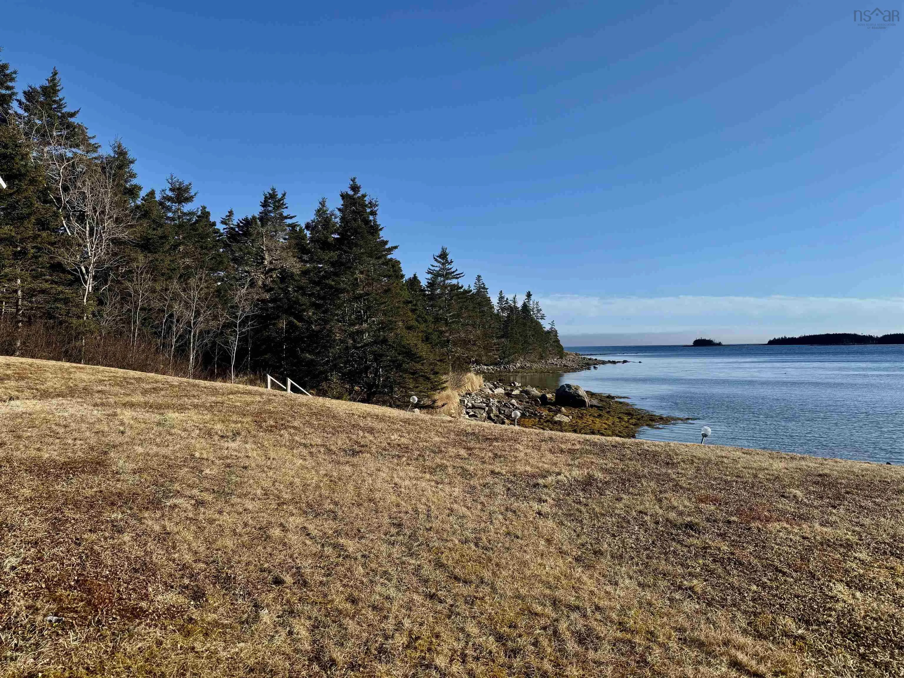 96 East Side Bickerton Road, Port Bickerton Ns B0j 1a0, 3 Bedrooms Bedrooms, ,2 BathroomsBathrooms,Residential,For Sale,East Side Bickerton,202506626