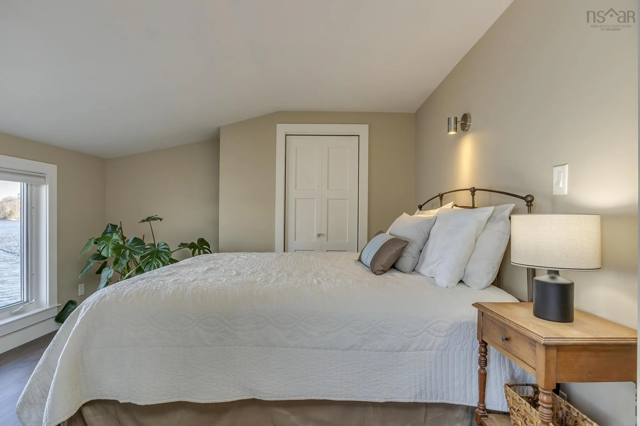 395 Waverley Road, Dartmouth Ns B2x 2e7, 4 Bedrooms Bedrooms, ,3 BathroomsBathrooms,Residential,For Sale,Waverley,202508182