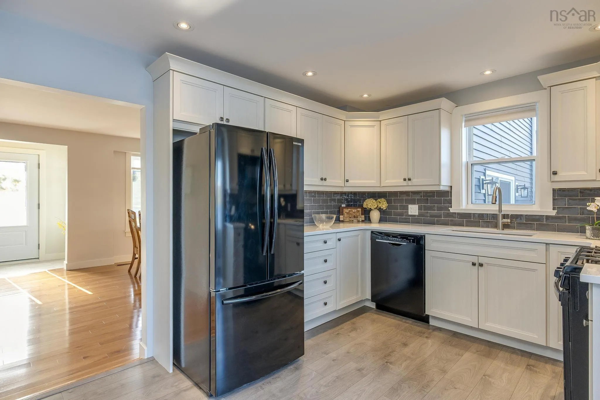 395 Waverley Road, Dartmouth Ns B2x 2e7, 4 Bedrooms Bedrooms, ,3 BathroomsBathrooms,Residential,For Sale,Waverley,202508182