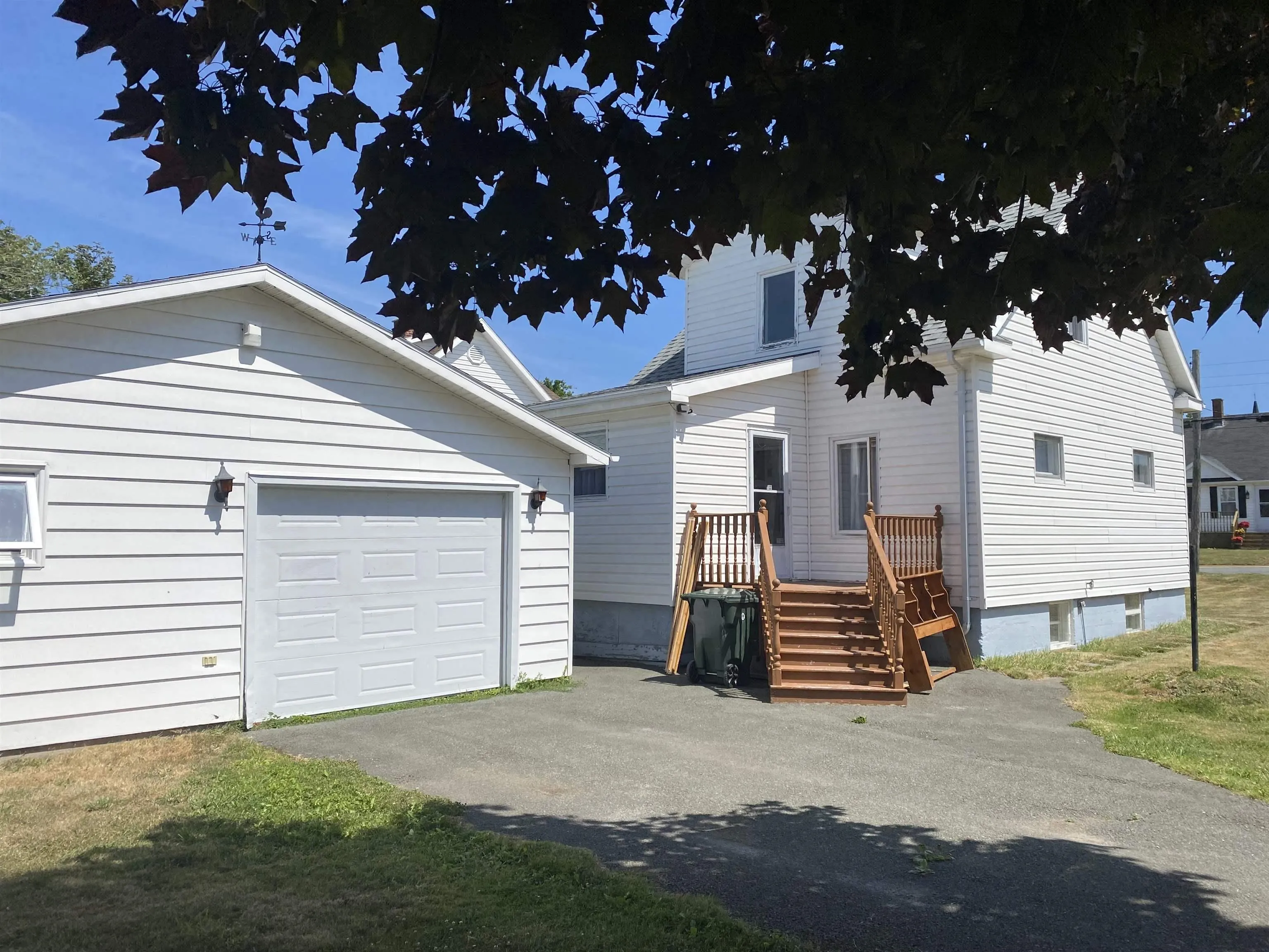 571 King Street, New Waterford, NS B1H 3Z2, 2 Bedrooms Bedrooms, ,1 BathroomBathrooms,Residential,For Sale,King,202519880