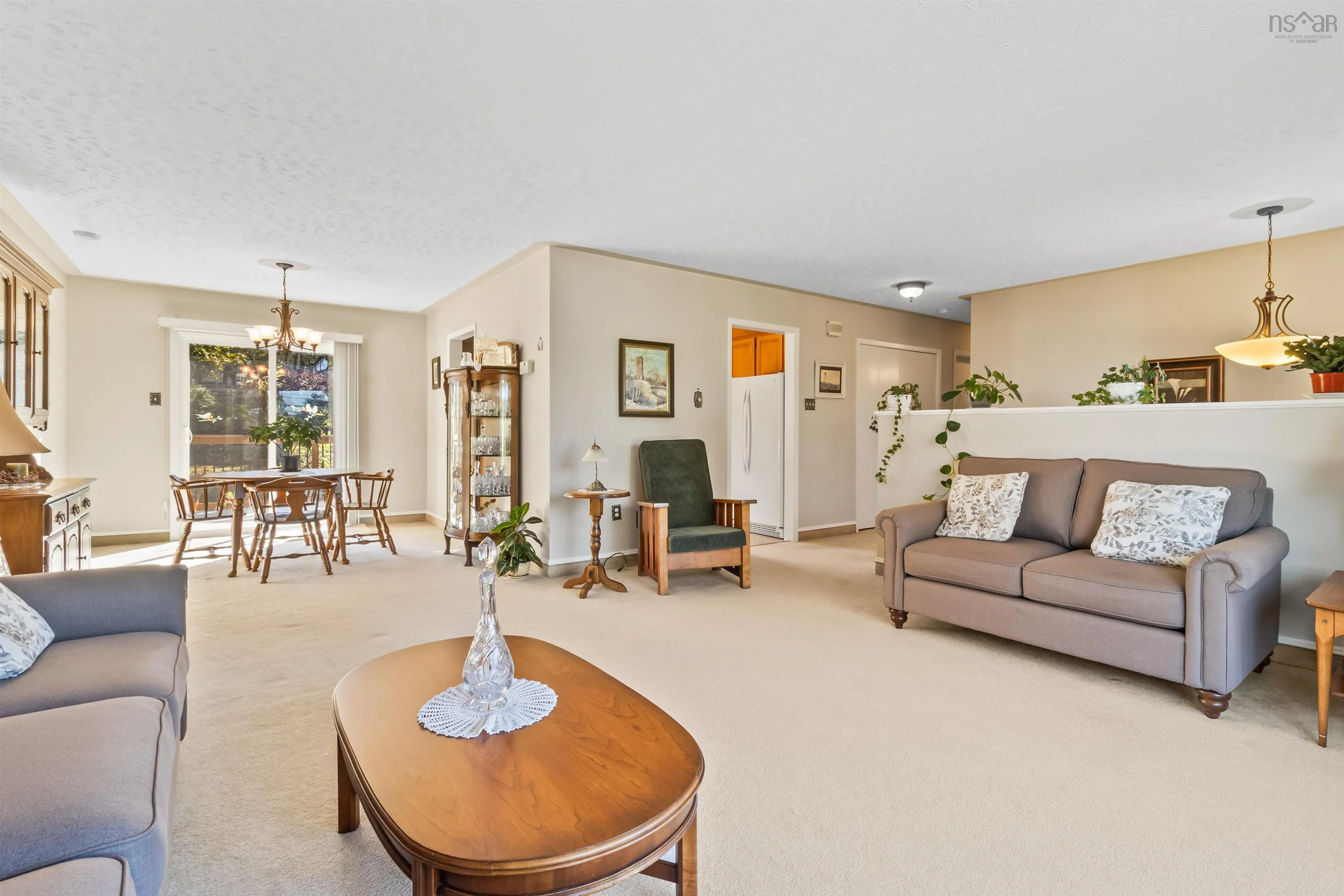 55 Oakmount Drive, Bedford, NS B4A 2W1, 4 Bedrooms Bedrooms, ,3 BathroomsBathrooms,Residential,For Sale,Oakmount,202522330