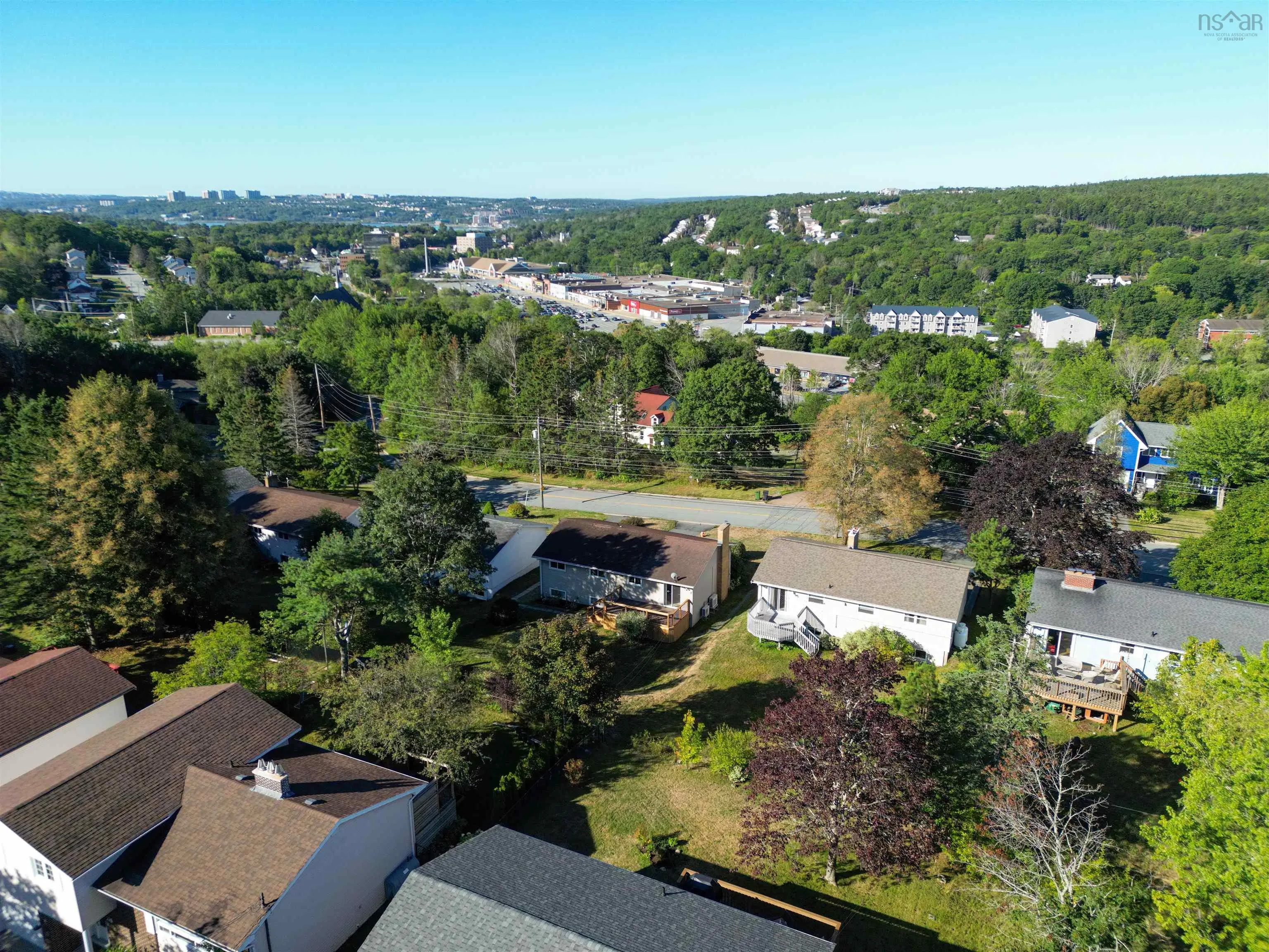 55 Oakmount Drive, Bedford, NS B4A 2W1, 4 Bedrooms Bedrooms, ,3 BathroomsBathrooms,Residential,For Sale,Oakmount,202522330